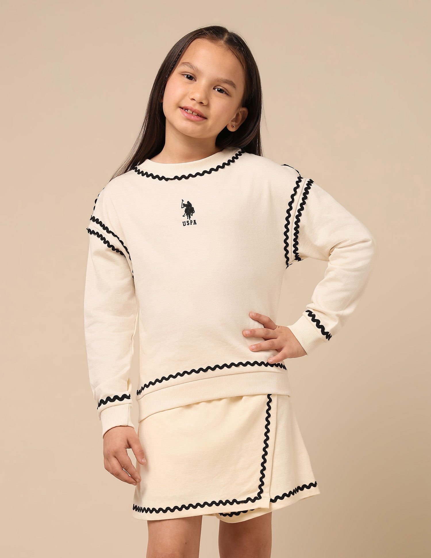 Girls Solid Comfort Fit Sweatshirt Off White - U.S. POLO ASSN. | Large