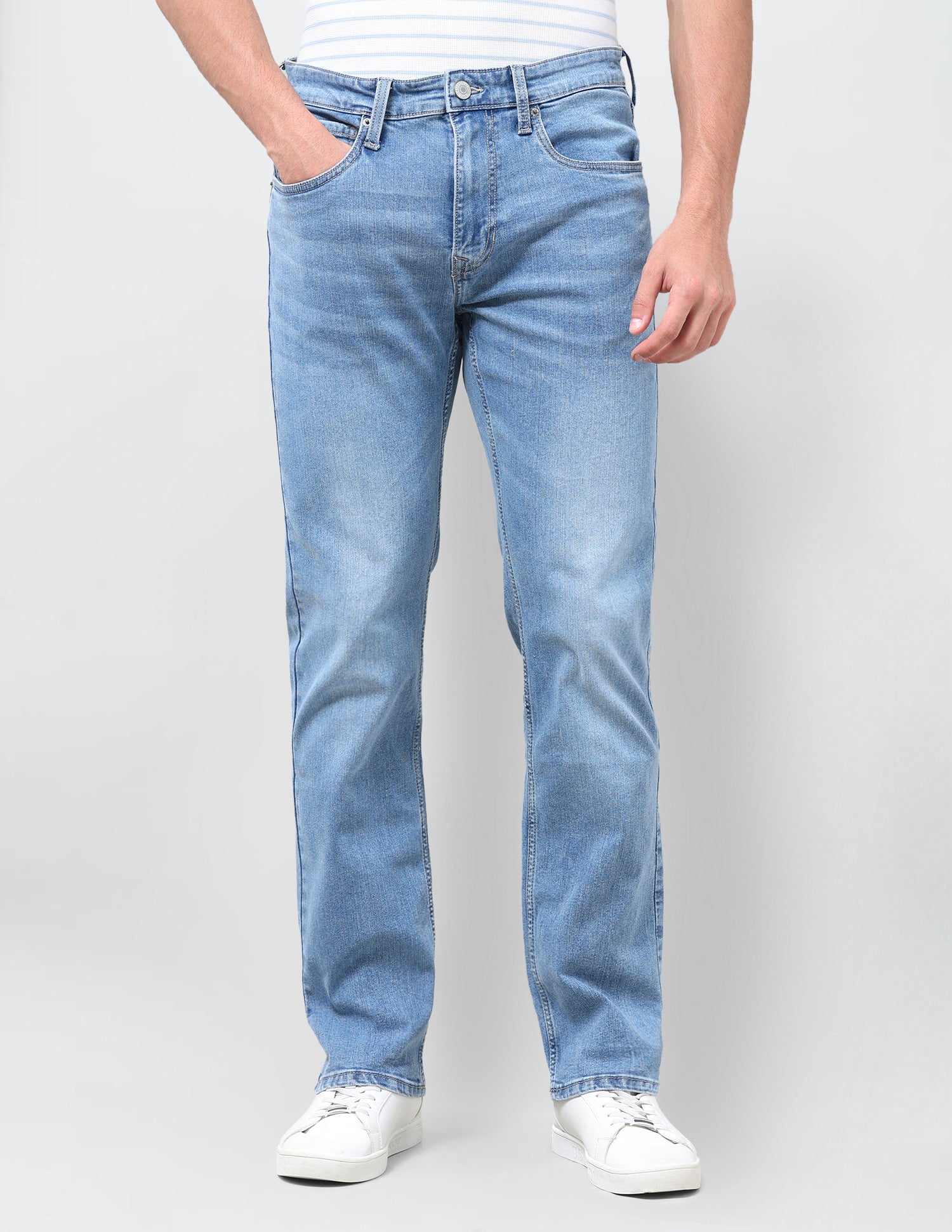 Harold Slim Straight Fit Blue Jeans Light Indigo - U.S. Polo Assn. India | Large