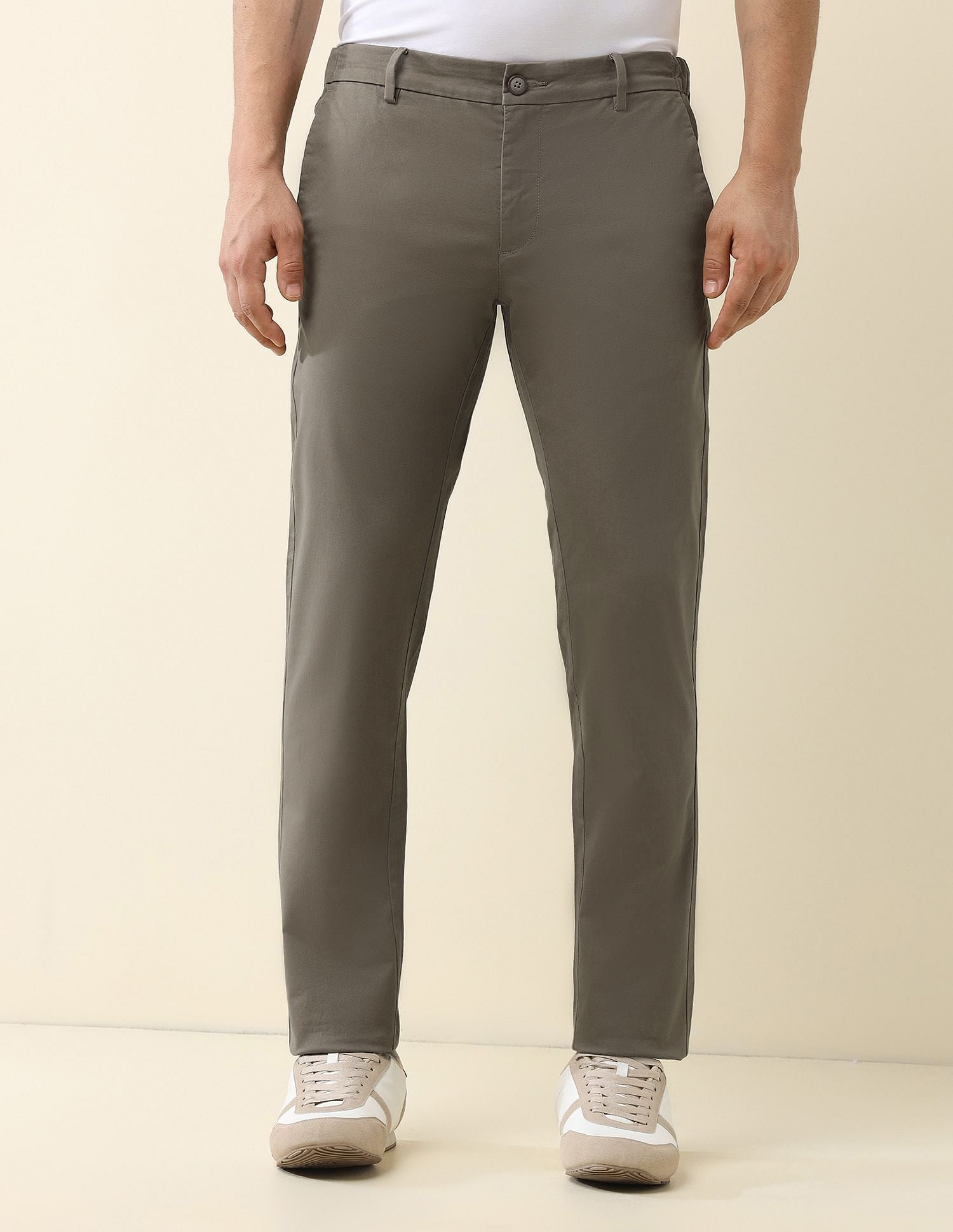 Slim Fit Solid Chinos Dark Brown - U.S. Polo Assn. India | Large