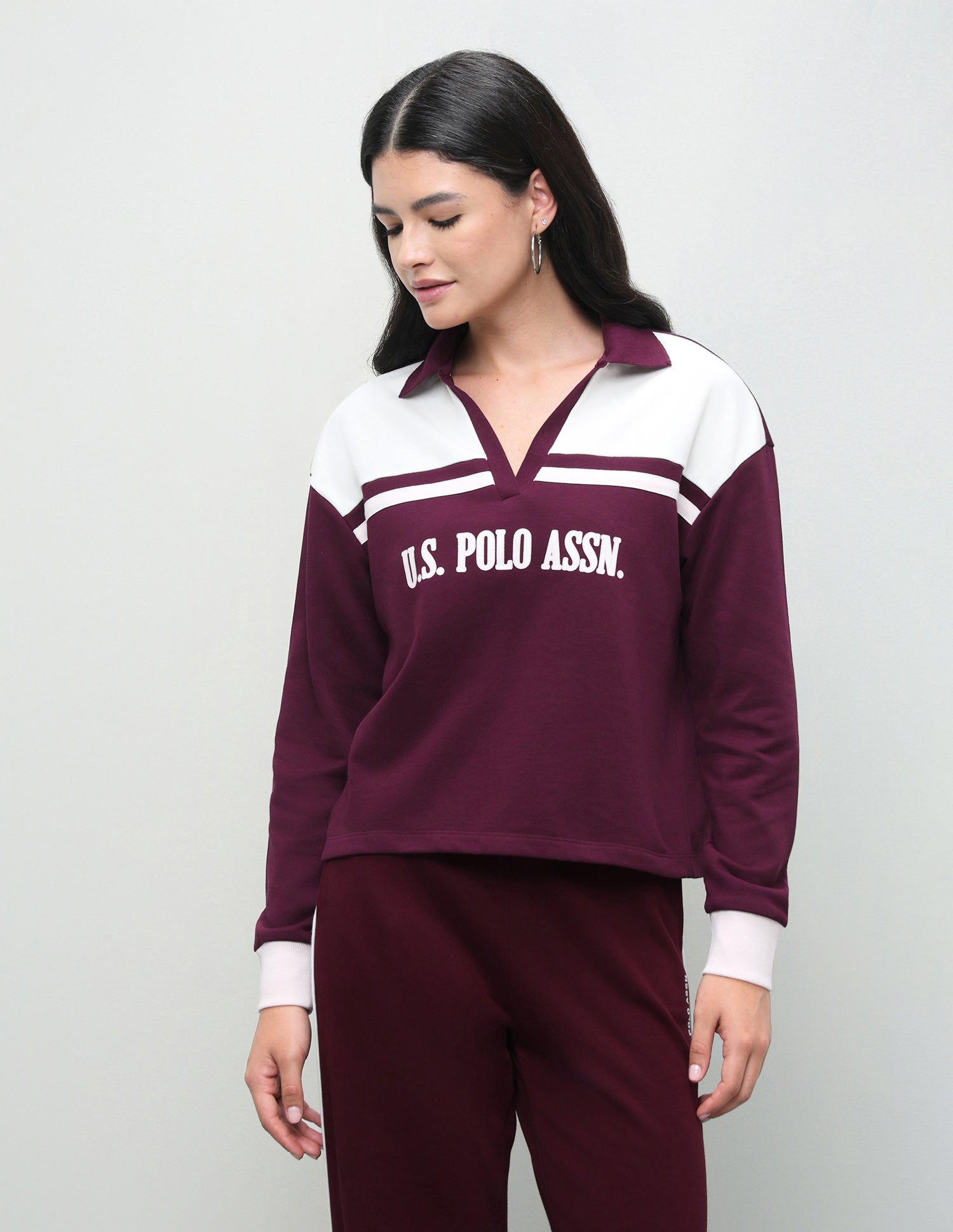 Colourblocked Regular Fit Cropped Sweatshirt Wine - U.S. Polo Assn. India | Large