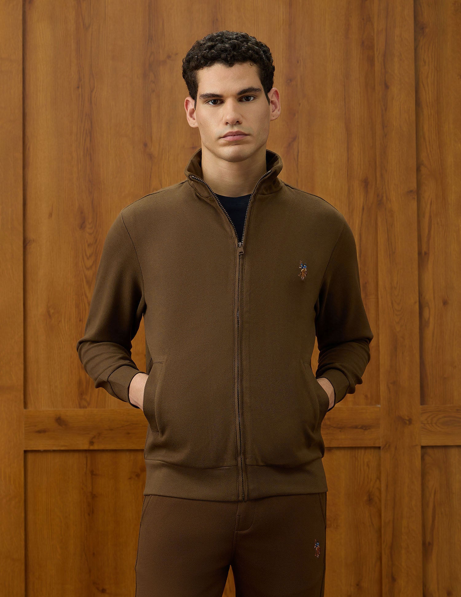 Equestrian Aisle Theater Textured Sweatshirt Dark Brown - U.S. POLO ASSN. | Large