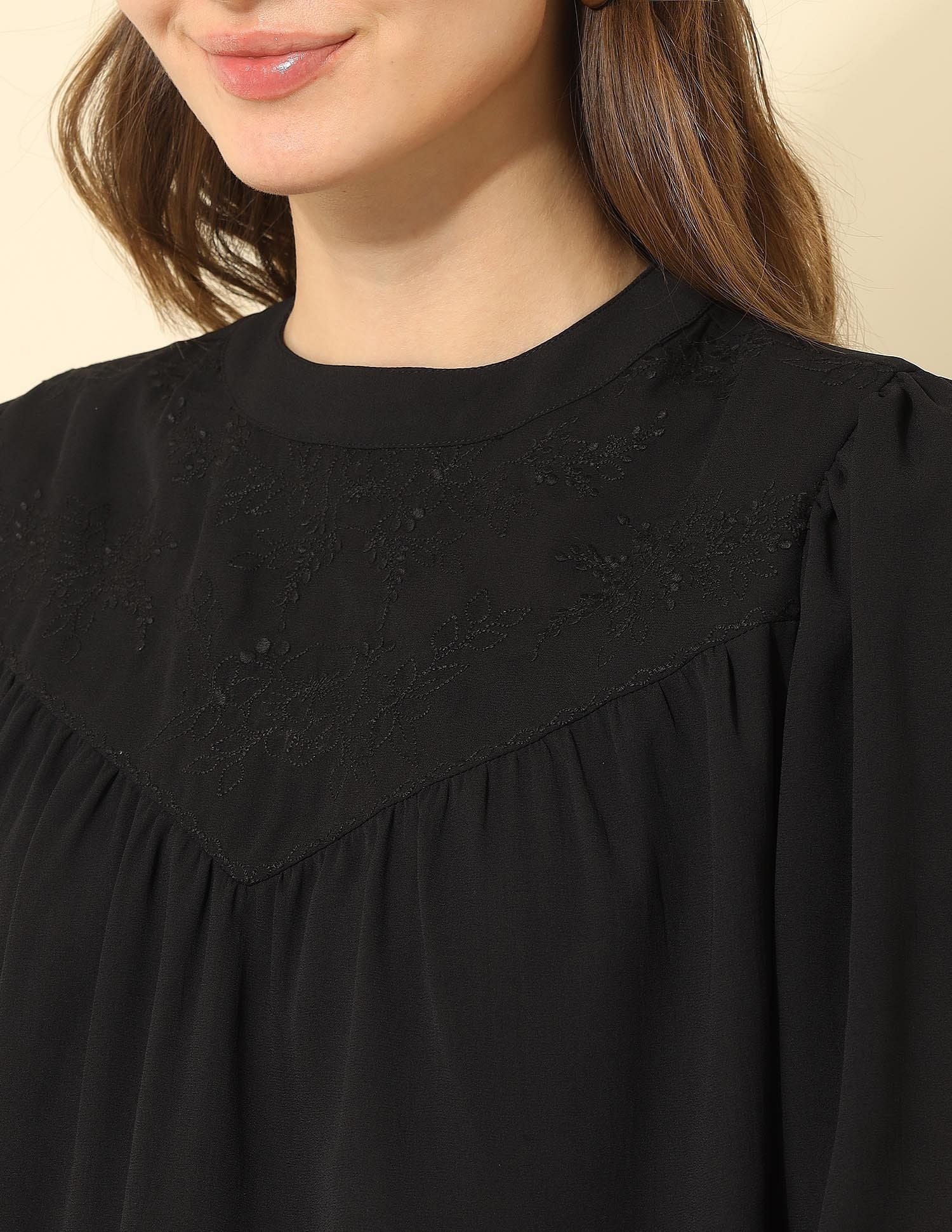 Yoke Embroidered Top Black - U.S. POLO ASSN. | Large