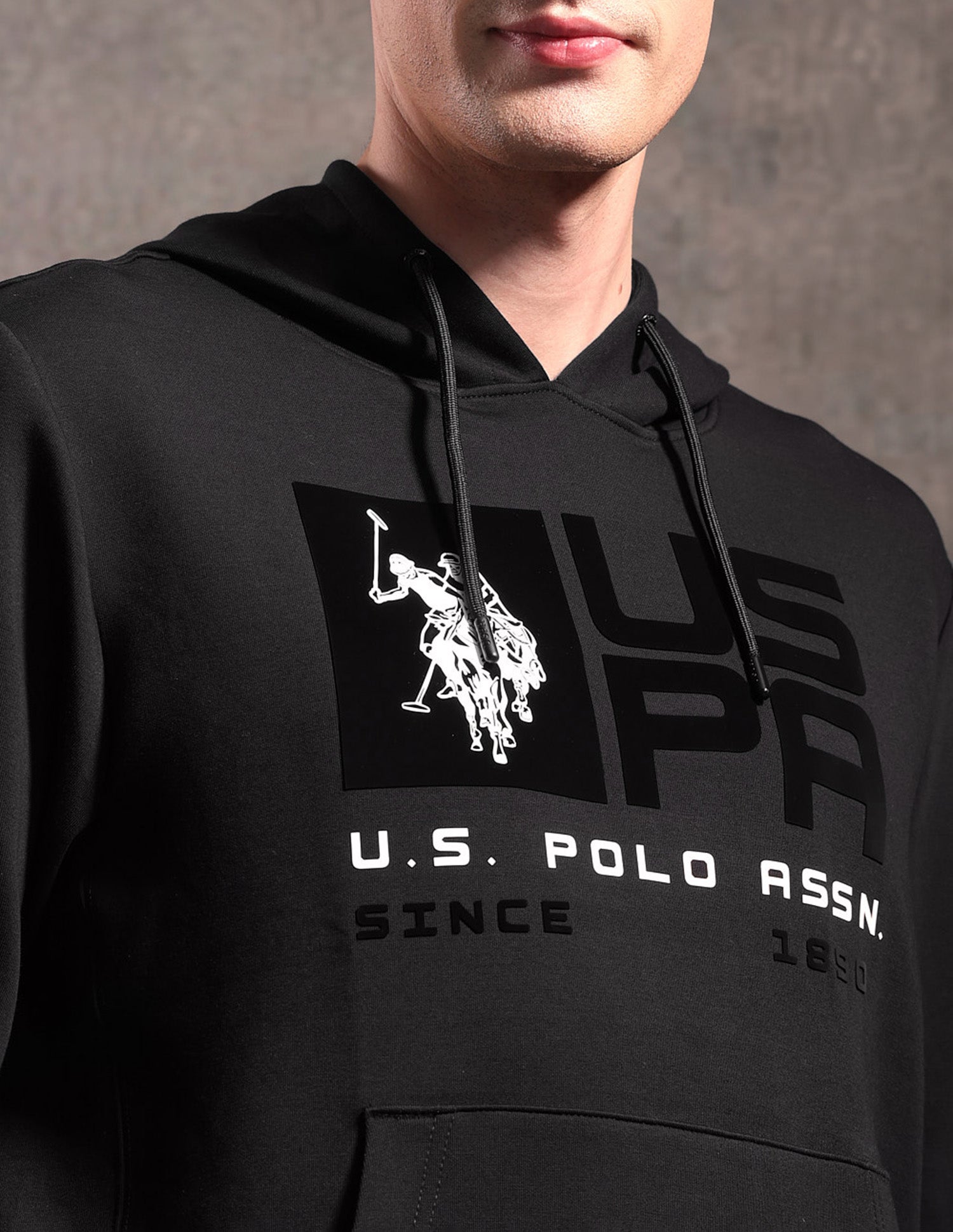 Brand Printed Black & Gold Sweatshirt Black - U.S. POLO ASSN. | Large