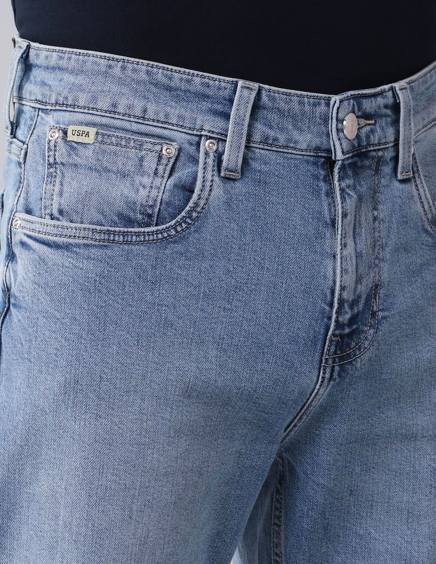 Shawn Relaxed Fit Blue Jeans Light Wash - U.S. Polo Assn. India | Large