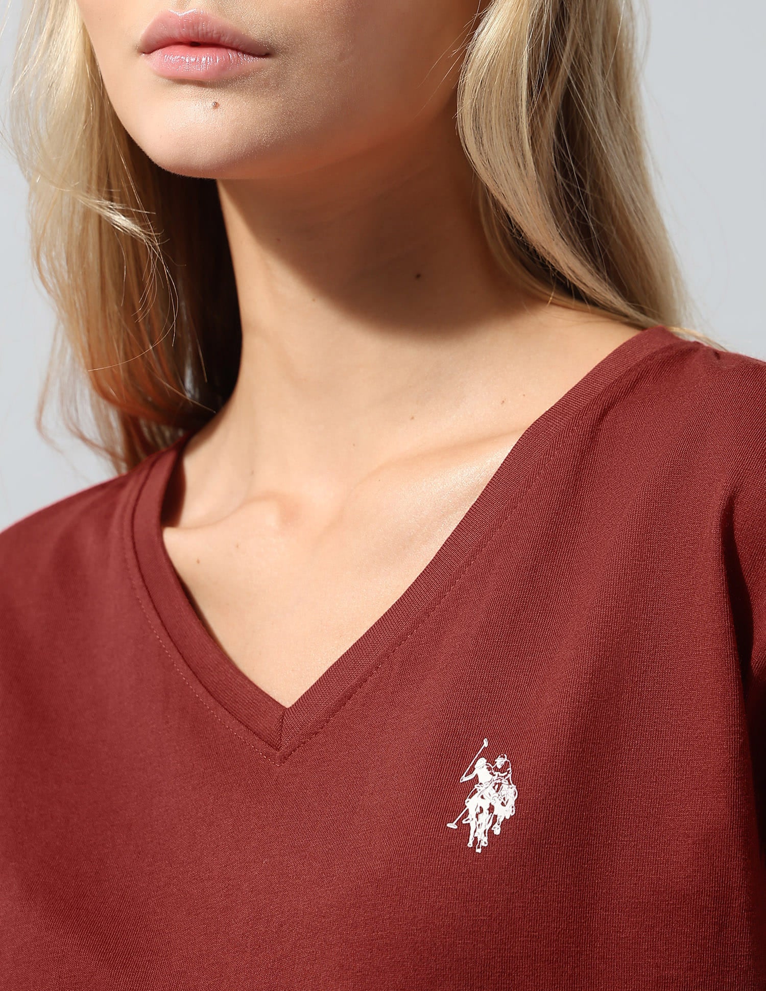 Basic V-Neck Regular T-Shirt Red - U.S. Polo Assn. India | Large