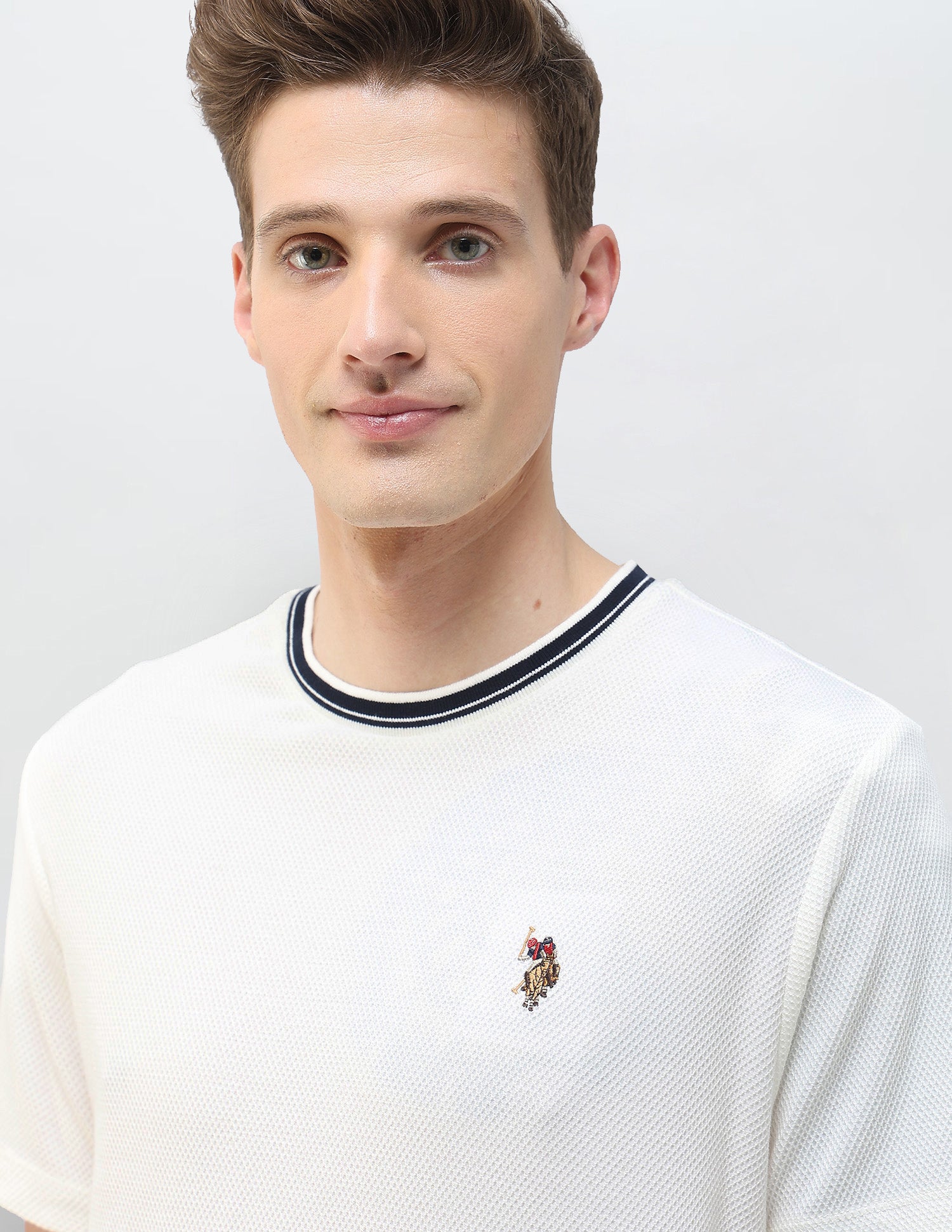 Textured Motel On The Coast Slim Fit T-Shirt Ivory - U.S. Polo Assn. India | Large