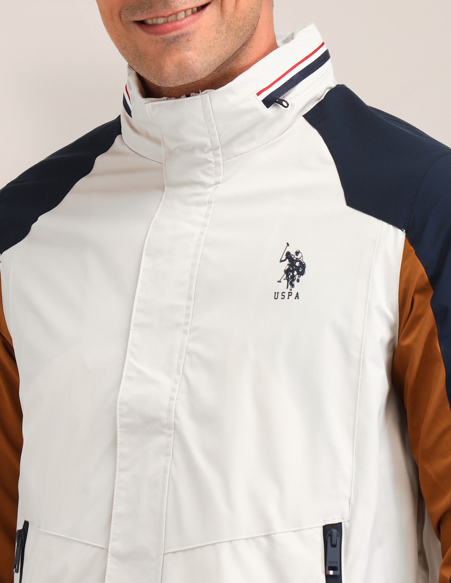 Colour blocked Regular Fit Jacket Ecru - U.S. POLO ASSN. | Large