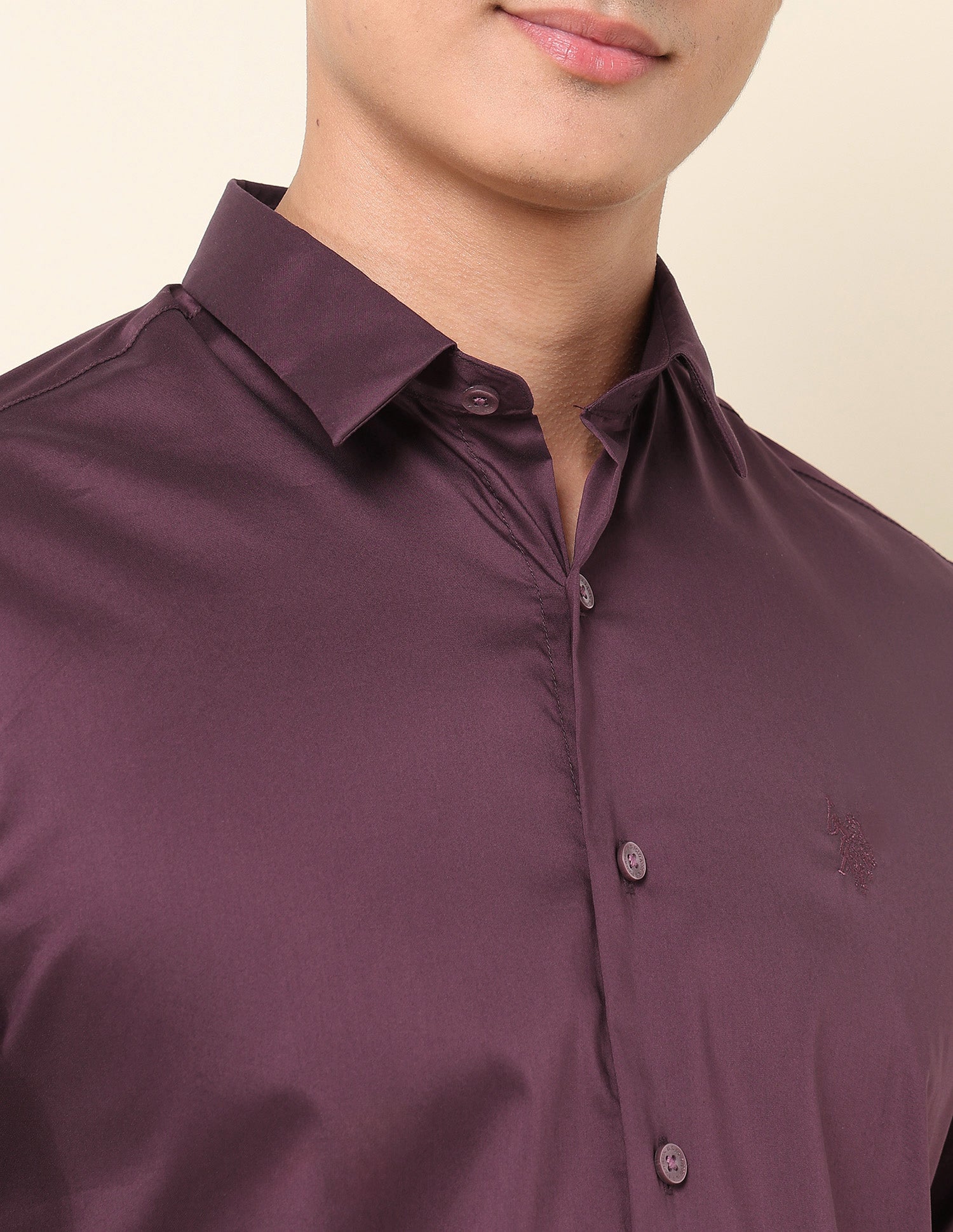 Tailored Fit Solid Shirt Burgundy - U.S. Polo Assn. India | Large