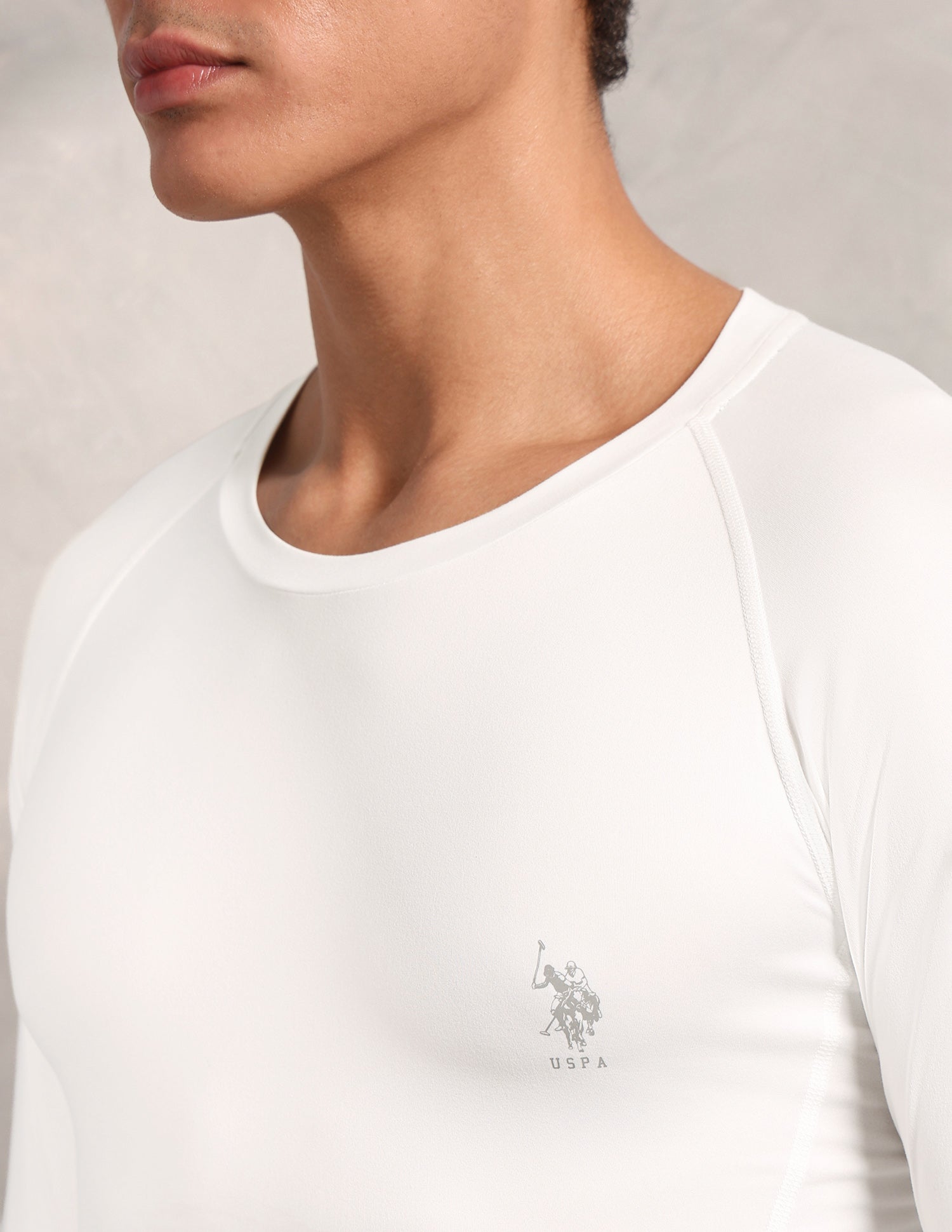 Essential Sports RV003 Compression T-Shirt White - U.S. Polo Assn. India | Large