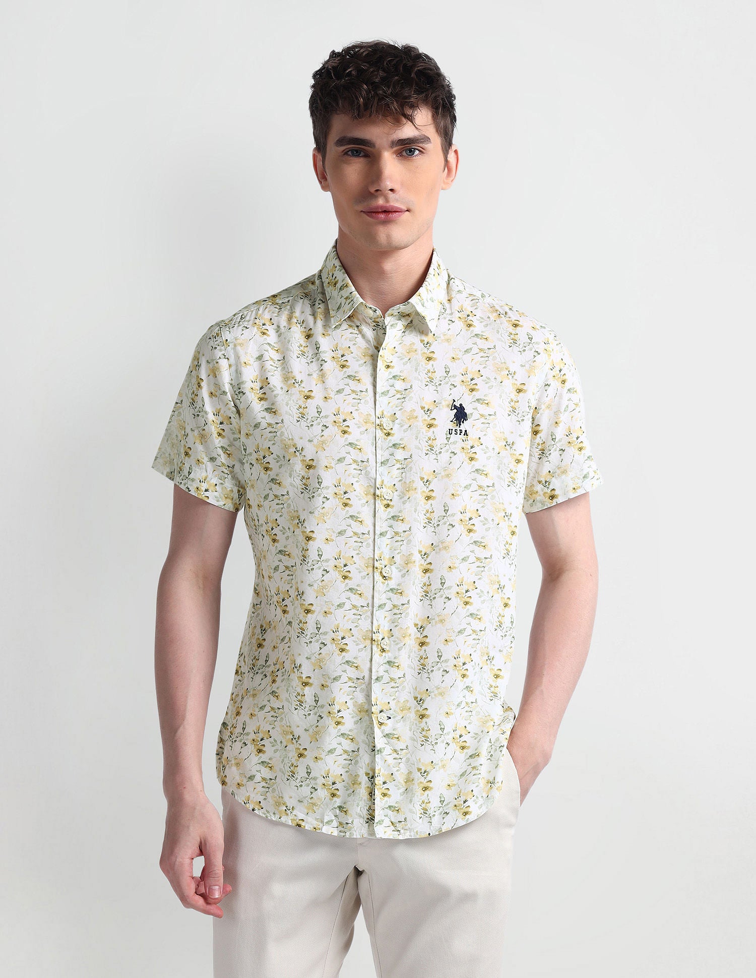 Short Sleeve Slim Fit Floral Shirt White - U.S. POLO ASSN. | Large
