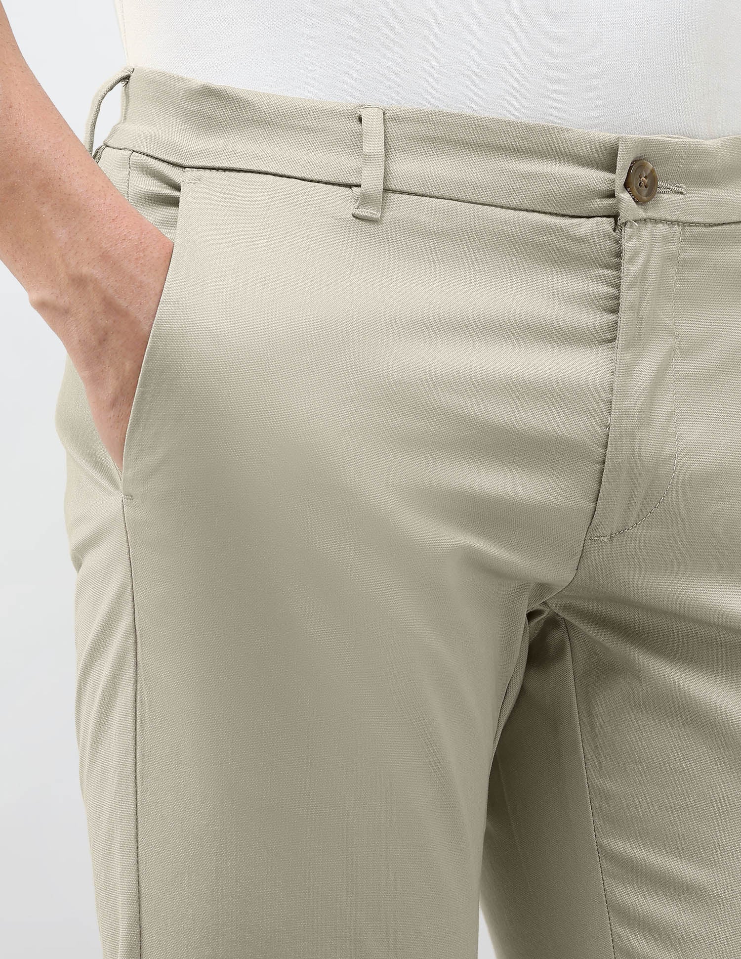 Austin Slim Fit Dobby Trousers Khaki - U.S. Polo Assn. India | Large