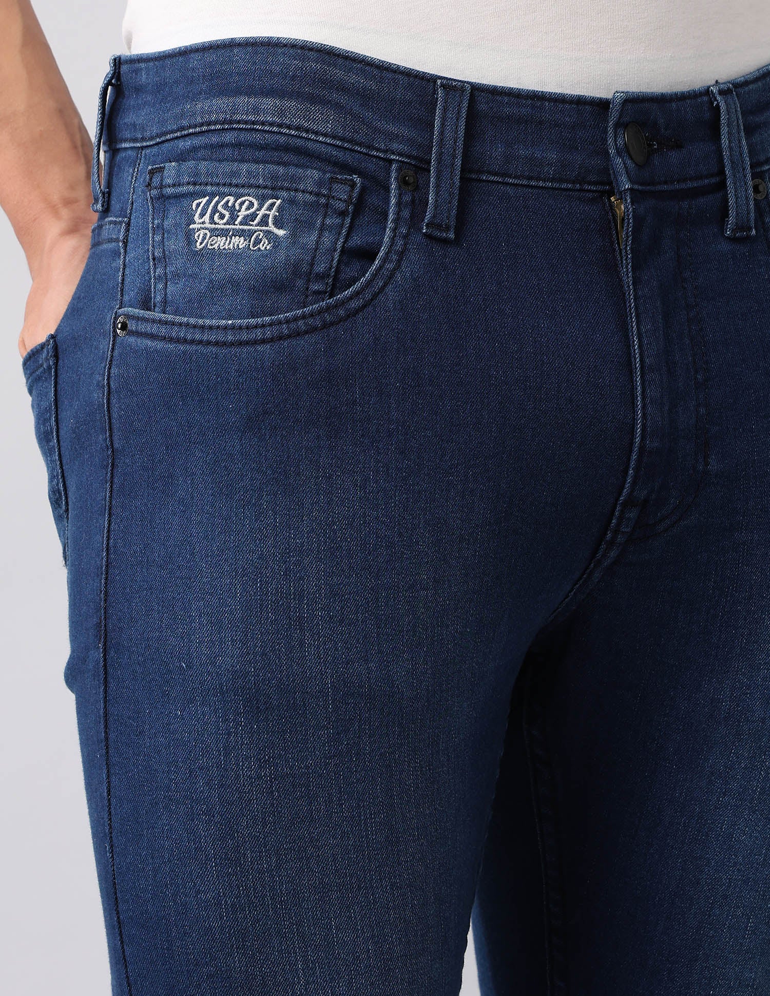 Henry Tapered Fit Blue Jeans Blue - U.S. Polo Assn. India | Large