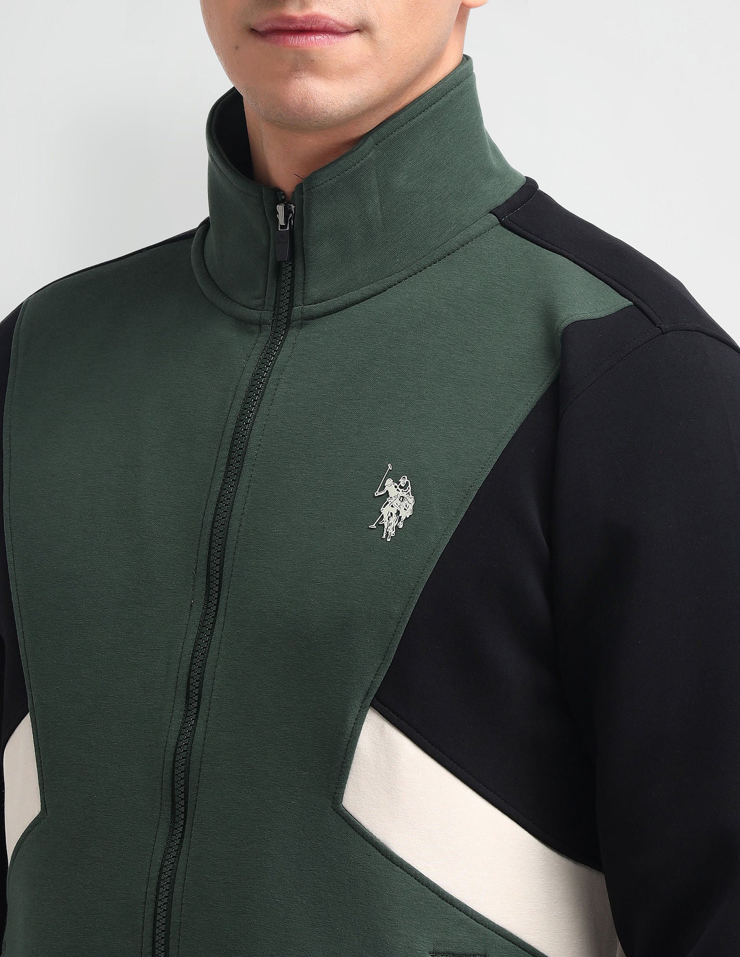 Regular Fit Colourblocked Sweatshirt Black - U.S. Polo Assn. India | Large