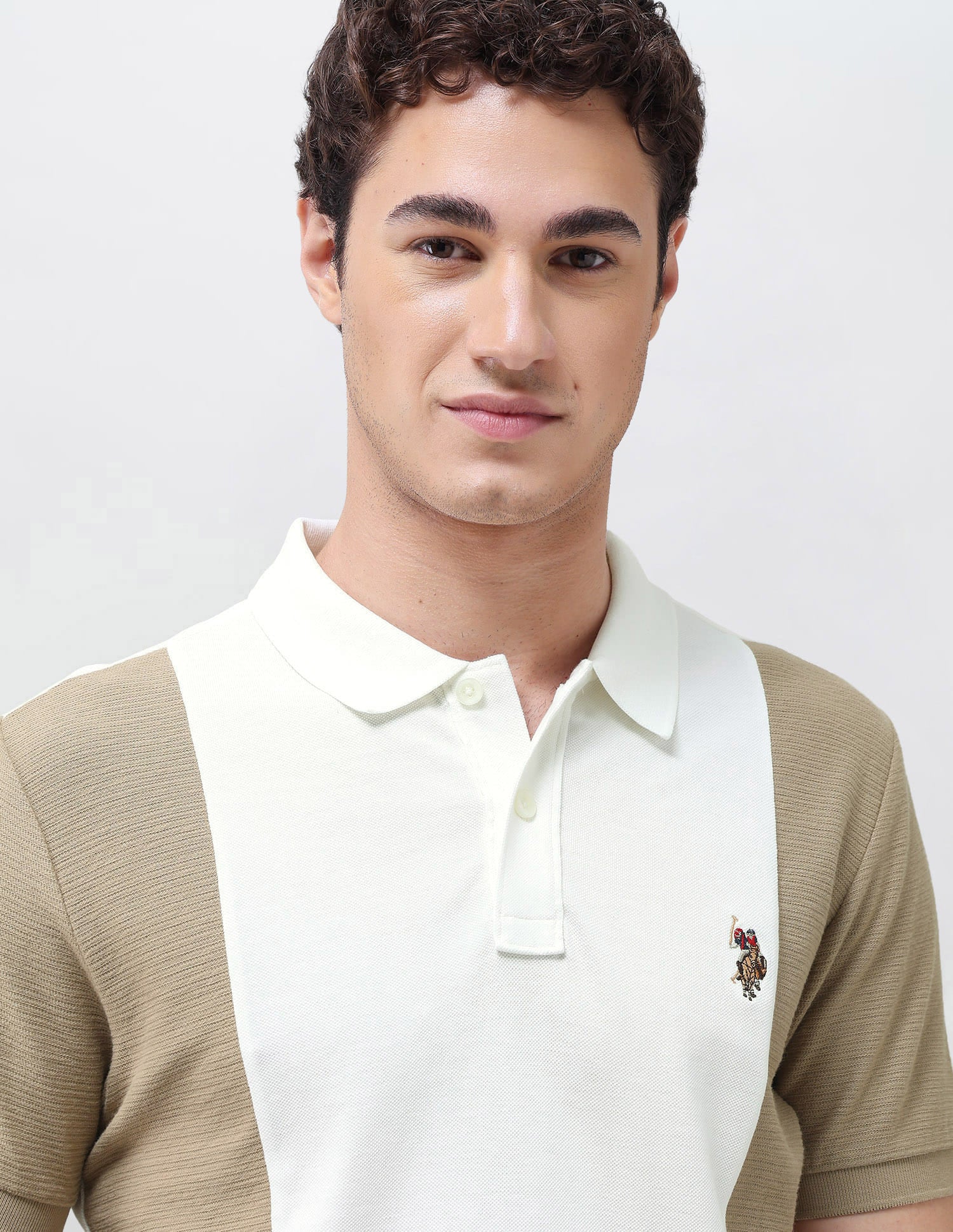 Colourblocked Slim Fit Polo Shirt Ivory - U.S. Polo Assn. India | Large