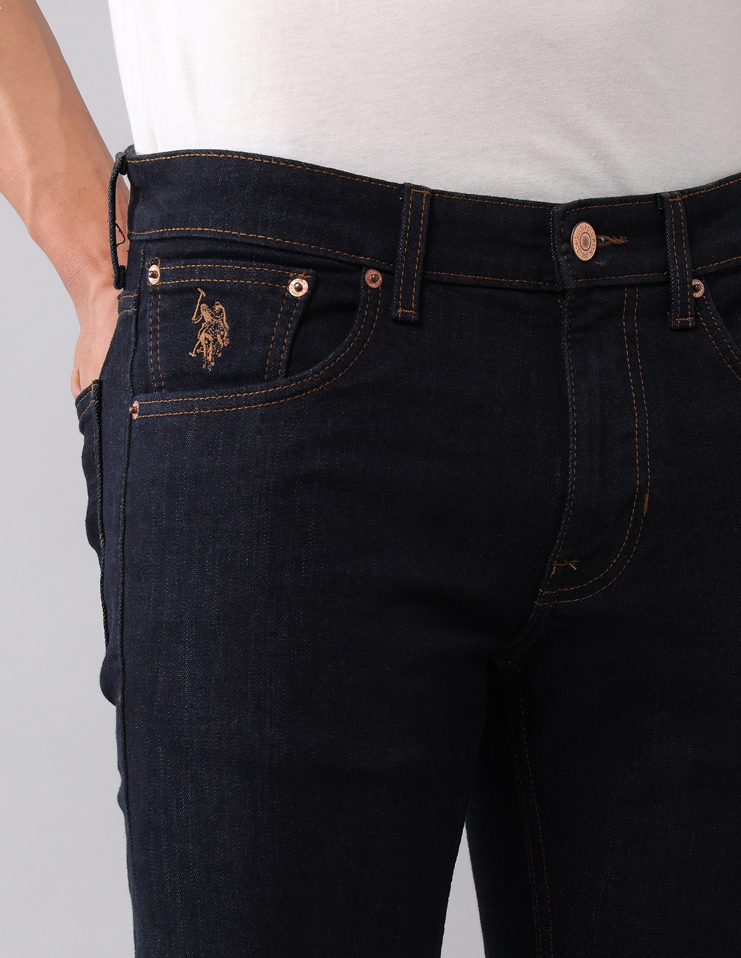 Brandon Slim Tapered Fit Blue Vintage Jeans Dark Wash - U.S. Polo Assn. India | Large