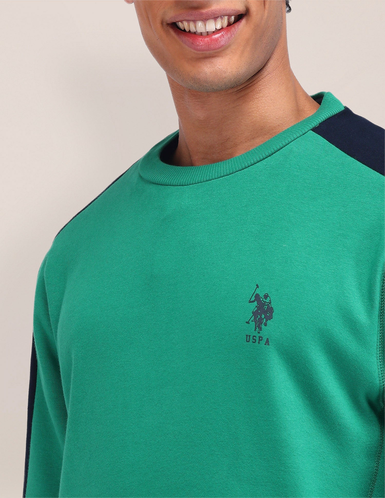 Colour Blocked Regular Fit Sweatshirt Green - U.S. Polo Assn. India | Large