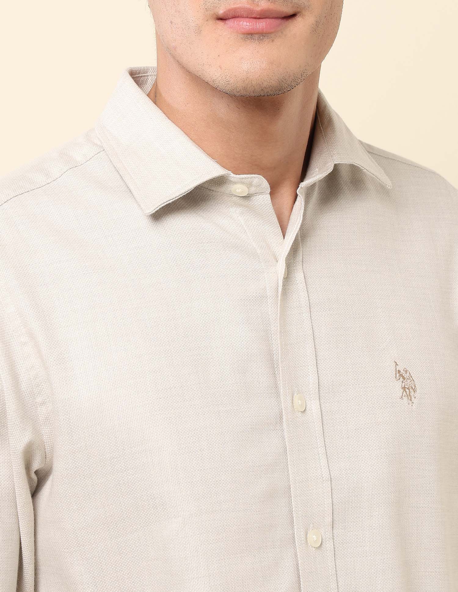 Tailored Fit Pure Cotton Dobby Shirt Ecru - U.S. Polo Assn. India | Large