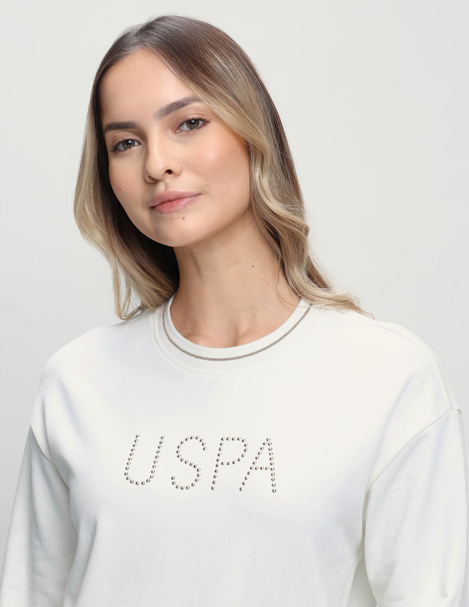 Brand Embellished Relaxed Fit Sweatshirt Off White - U.S. Polo Assn. India | Large
