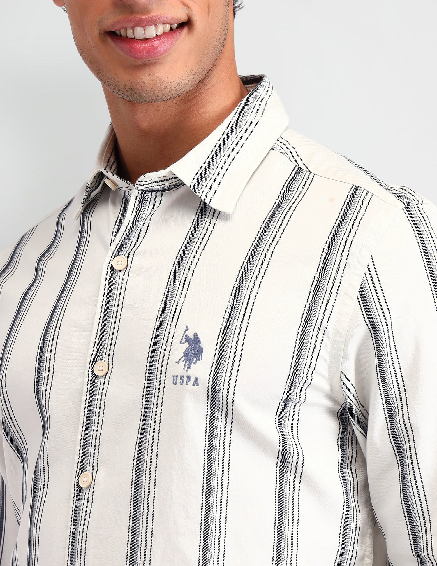 Manhattan Slim Fit Striped Shirt Ivory - U.S. Polo Assn. India | Large