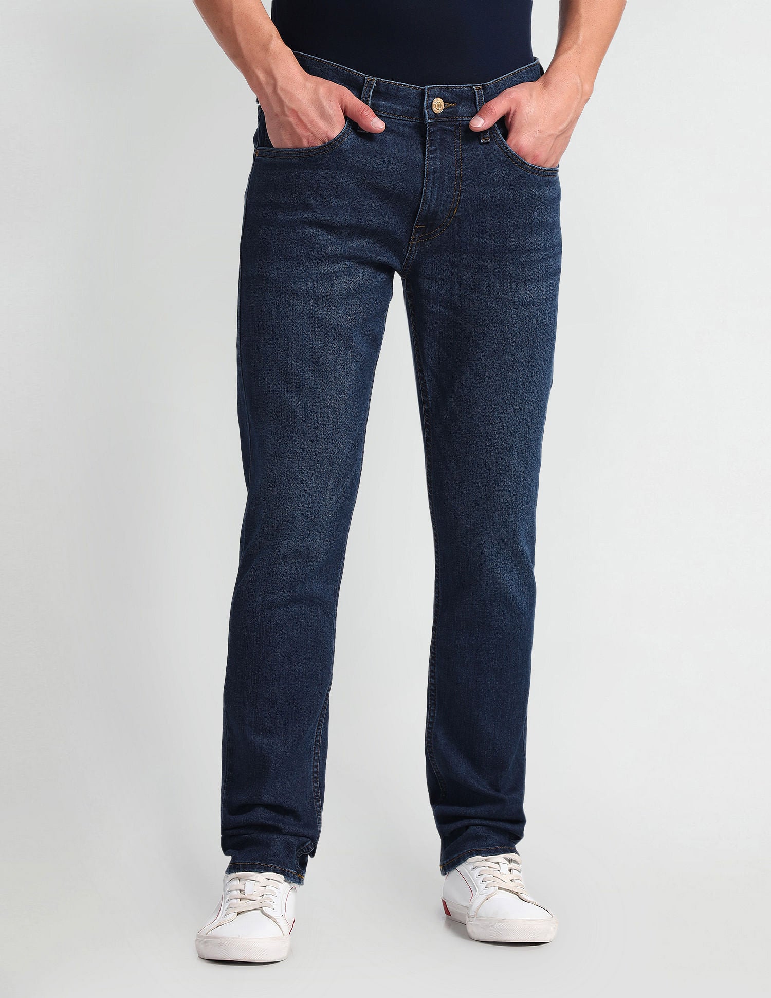 Brandon Slim Tapered Fit Blue Jeans Blue - U.S. Polo Assn. India | Large