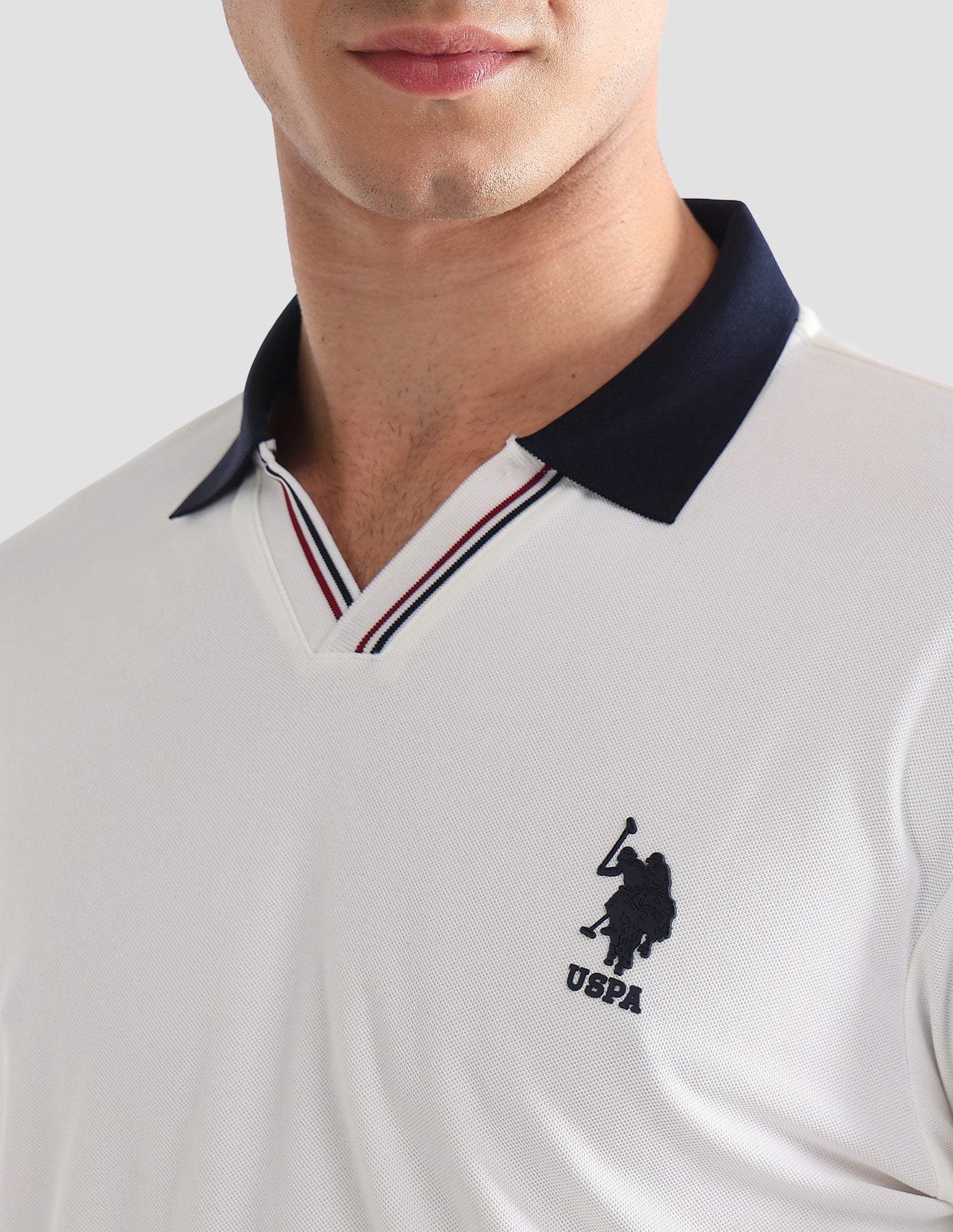 Solid Slim Fit Active Polo Shirt Off White - U.S. Polo Assn. India | Large