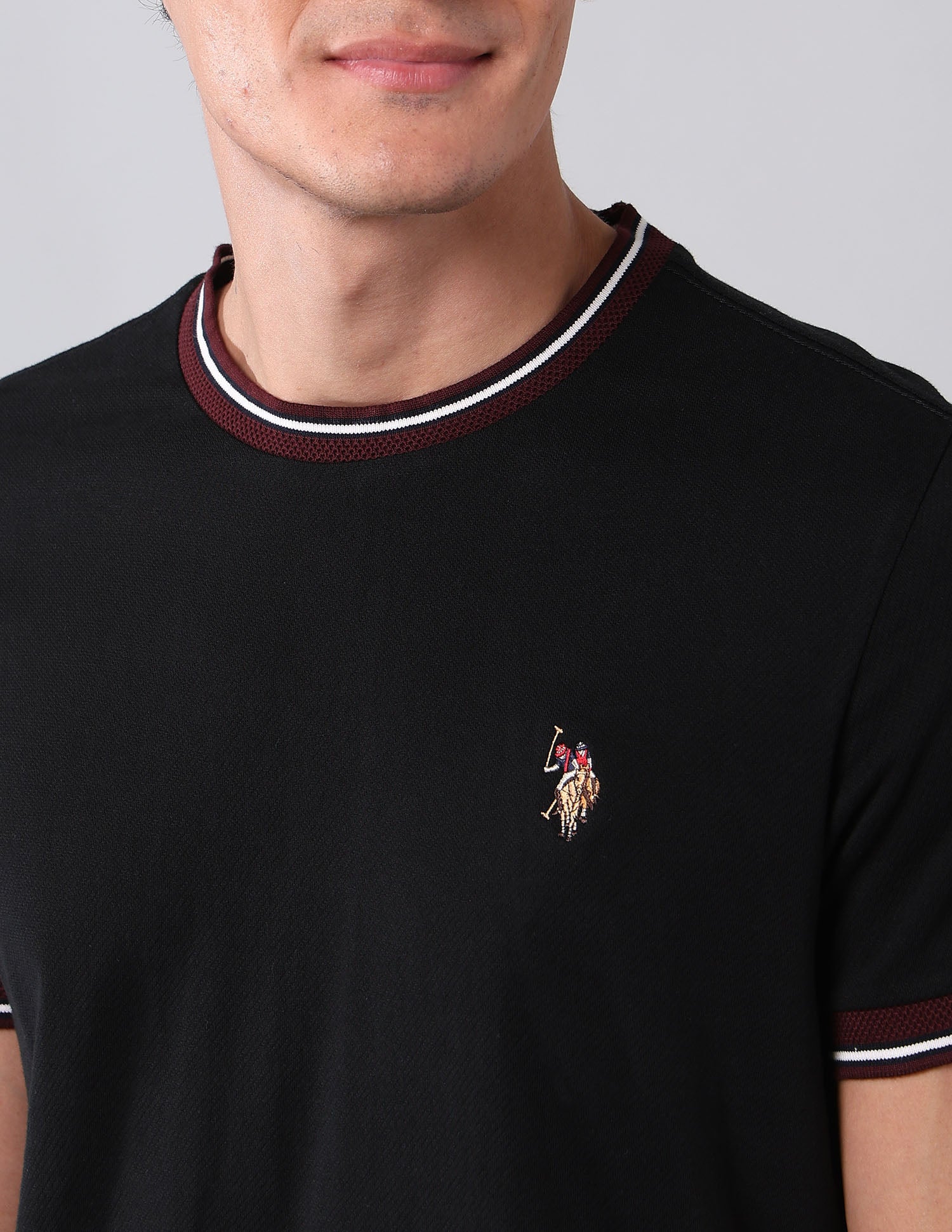 Muscle Fit Pure Cotton Colligiate T-Shirt Black - U.S. Polo Assn. India | Large