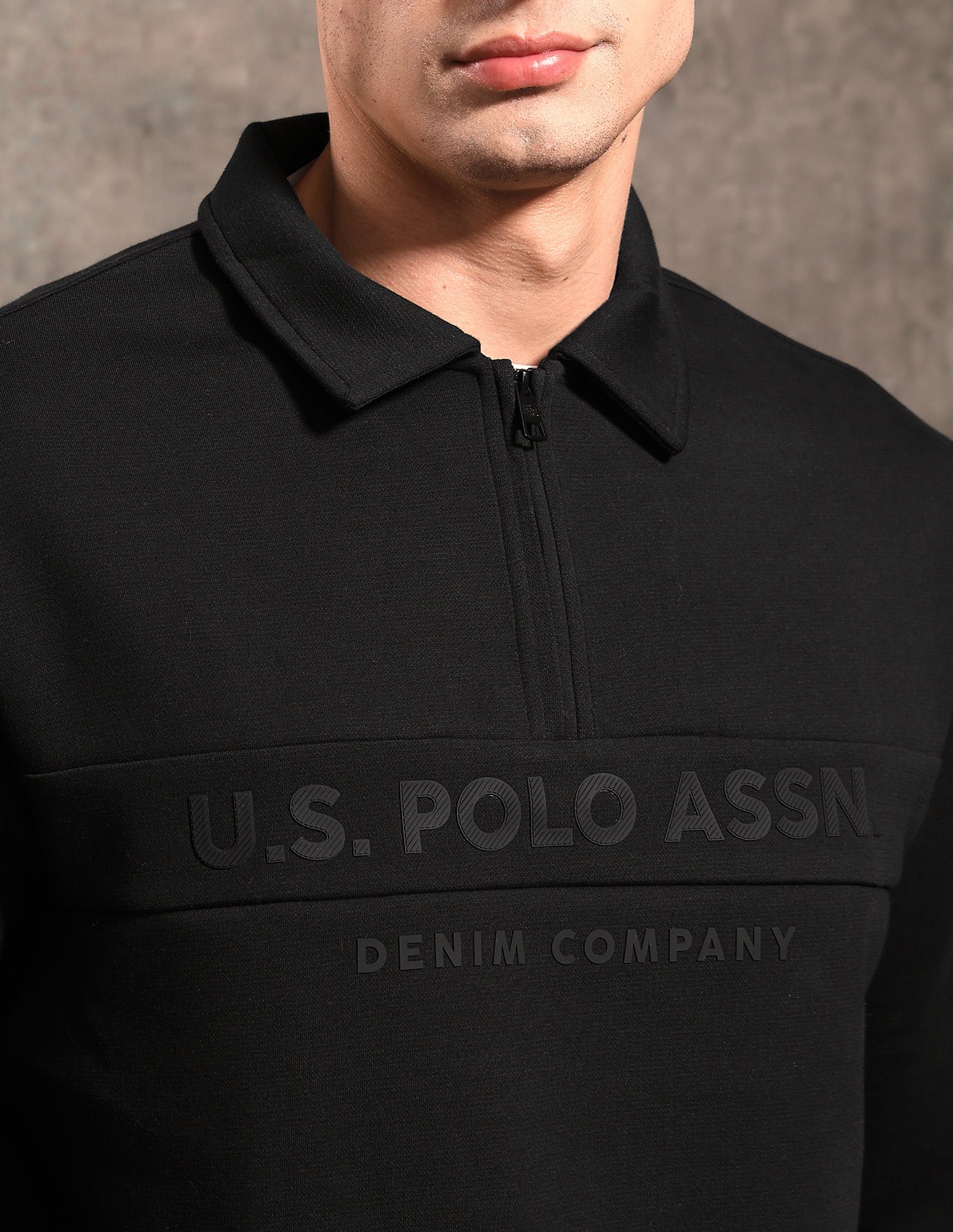 Black & Gold Regular Fit Sweatshirt Black - U.S. POLO ASSN. | Large