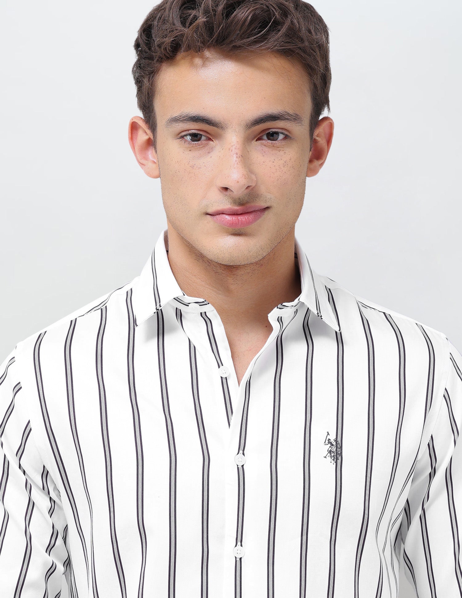 Tailored Fit Vertical Striped Shirt White - U.S. Polo Assn. India | Large