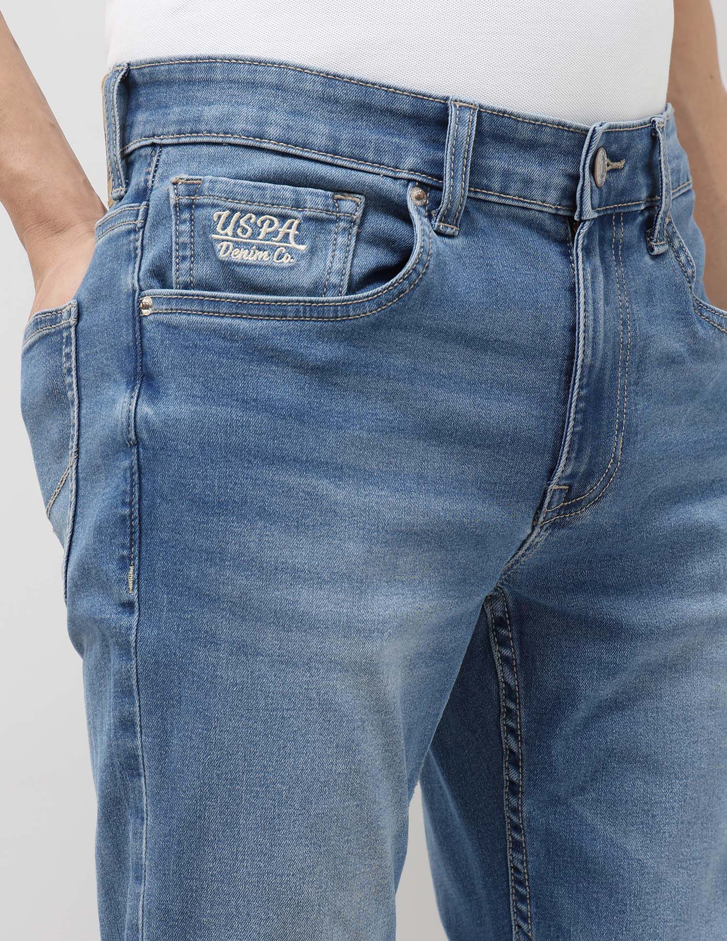 Brandon Slim Tapered Fit Blue Jeans Light Indigo - U.S. POLO ASSN. | Large