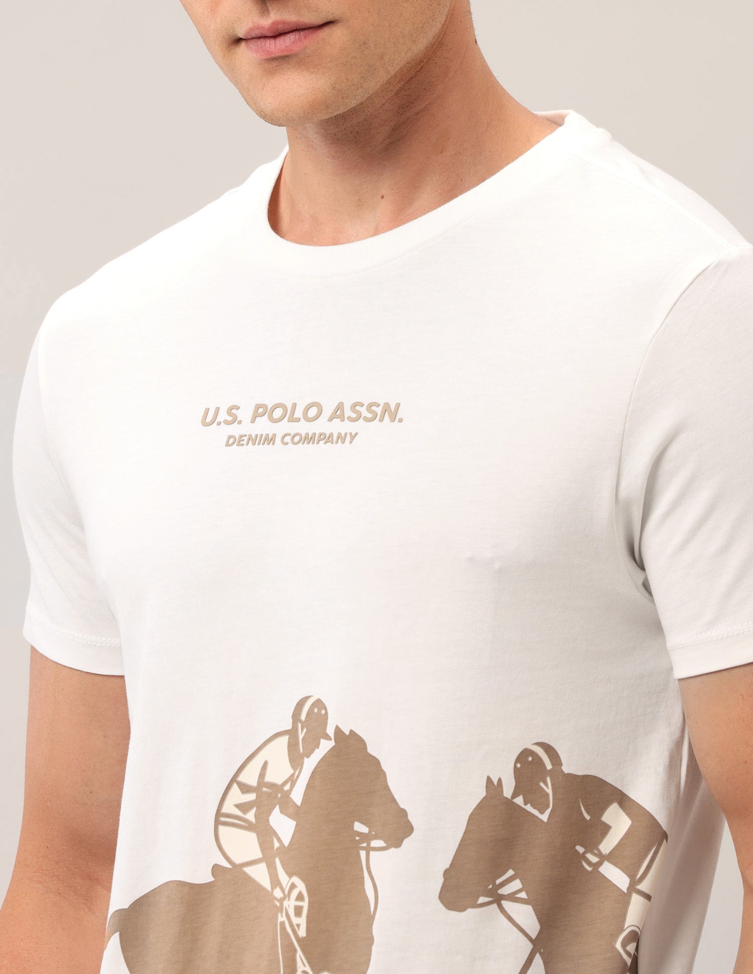 Muscle Fit Outdoor T-Shirt Ivory - U.S. Polo Assn. India | Large