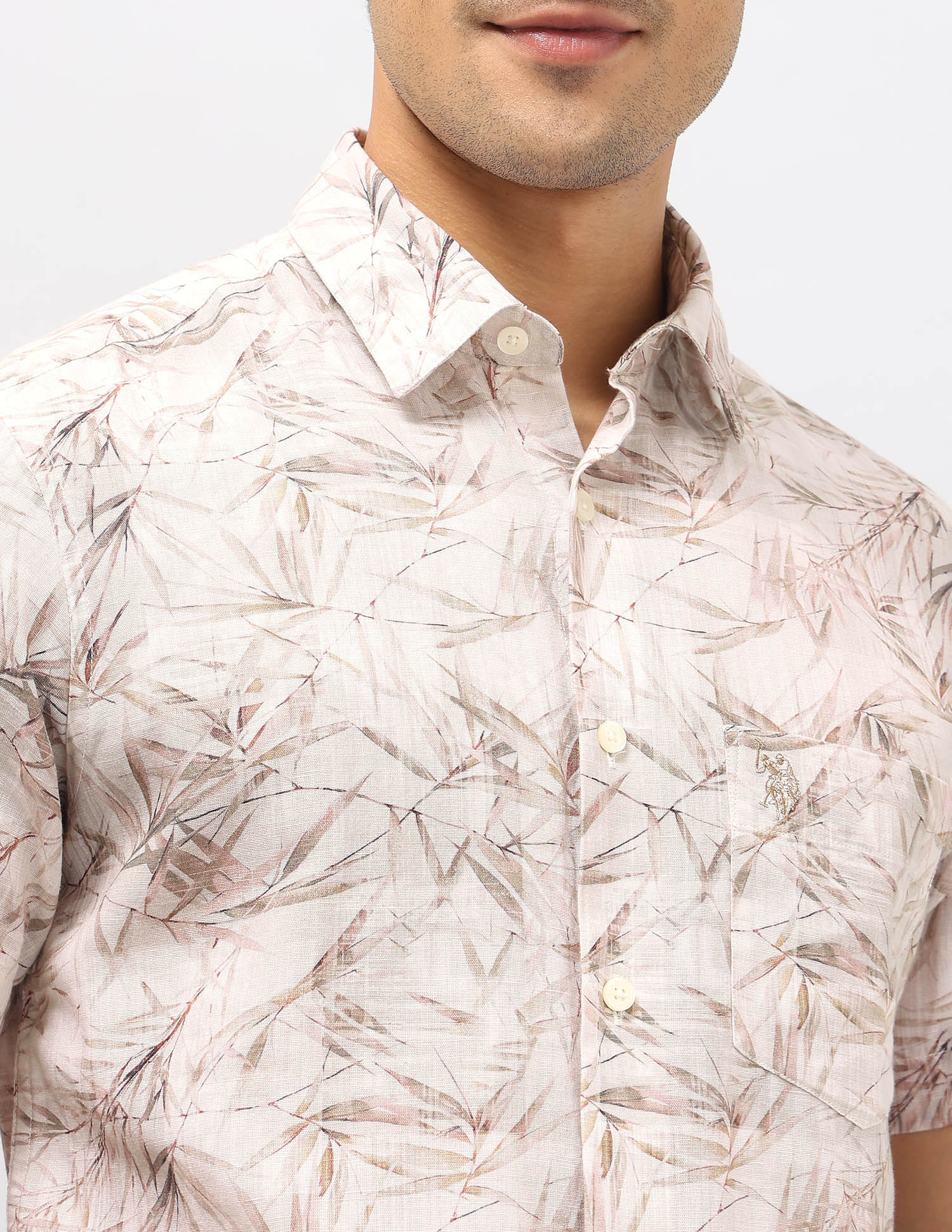 Tropical Printed Tailored Fit Shirt Light Khaki - U.S. POLO ASSN. | Large