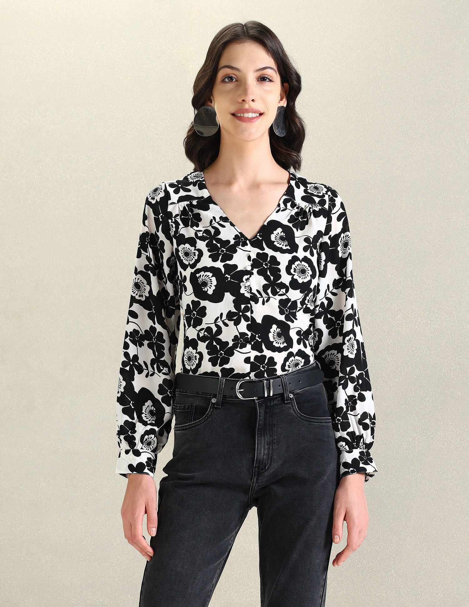 Floral Print V-Neck Top Black and White - U.S. POLO ASSN. | Large