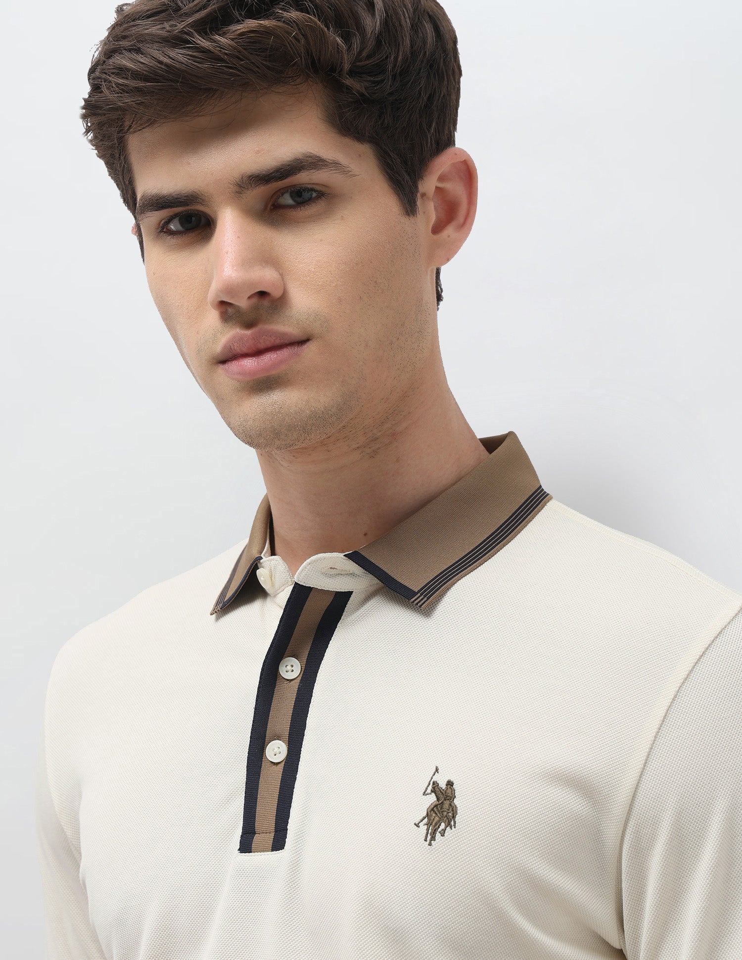 Solid Slim Fit Polo Shirt Off White - U.S. Polo Assn. India | Large