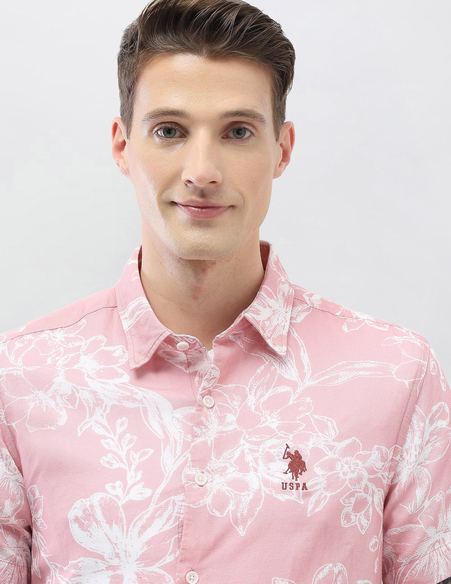 Motel On The Coast Regular Fit Shirt Light Red - U.S. Polo Assn. India | Large