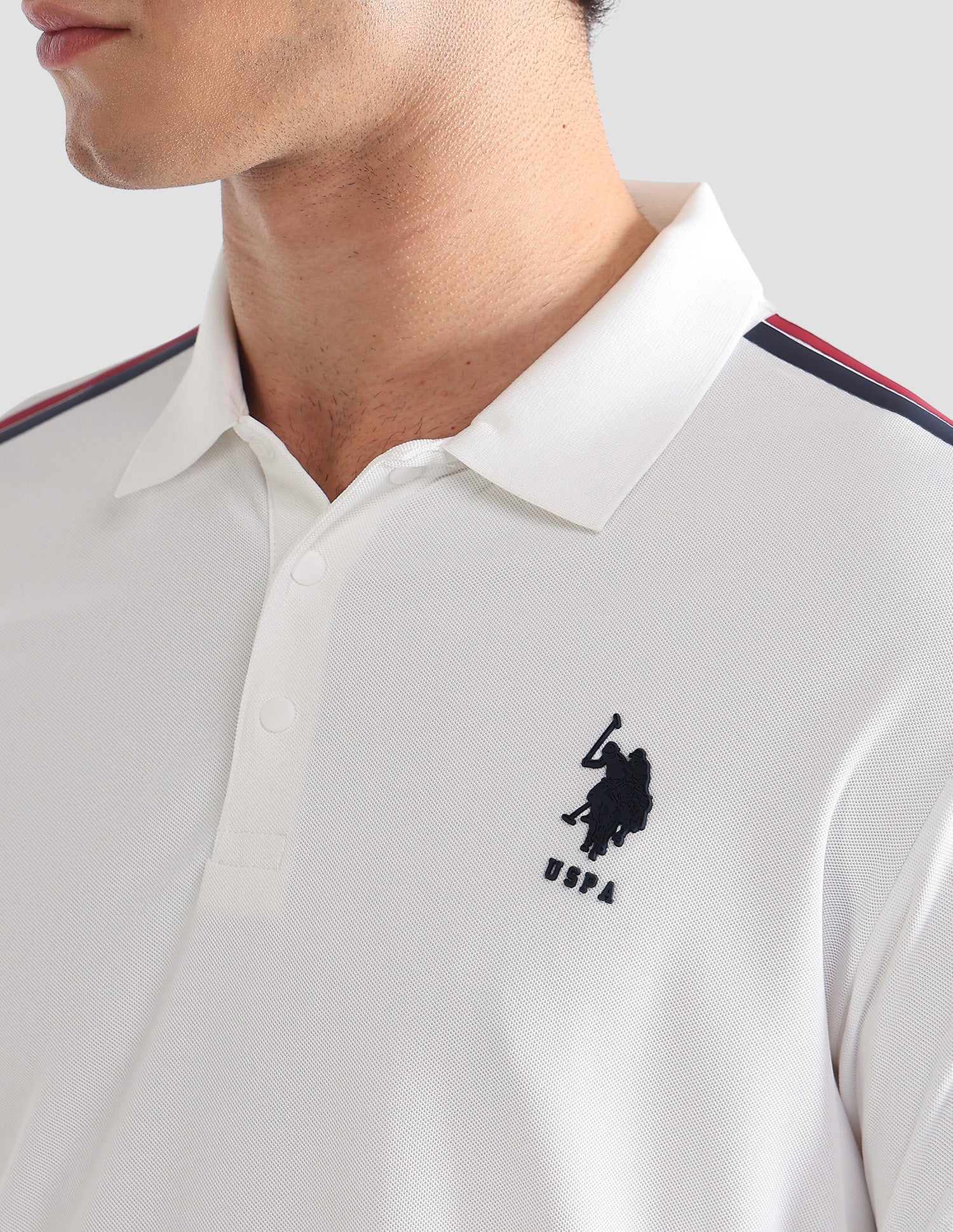 Solid Slim Fit Active Polo Shirt Off White - U.S. Polo Assn. India | Large
