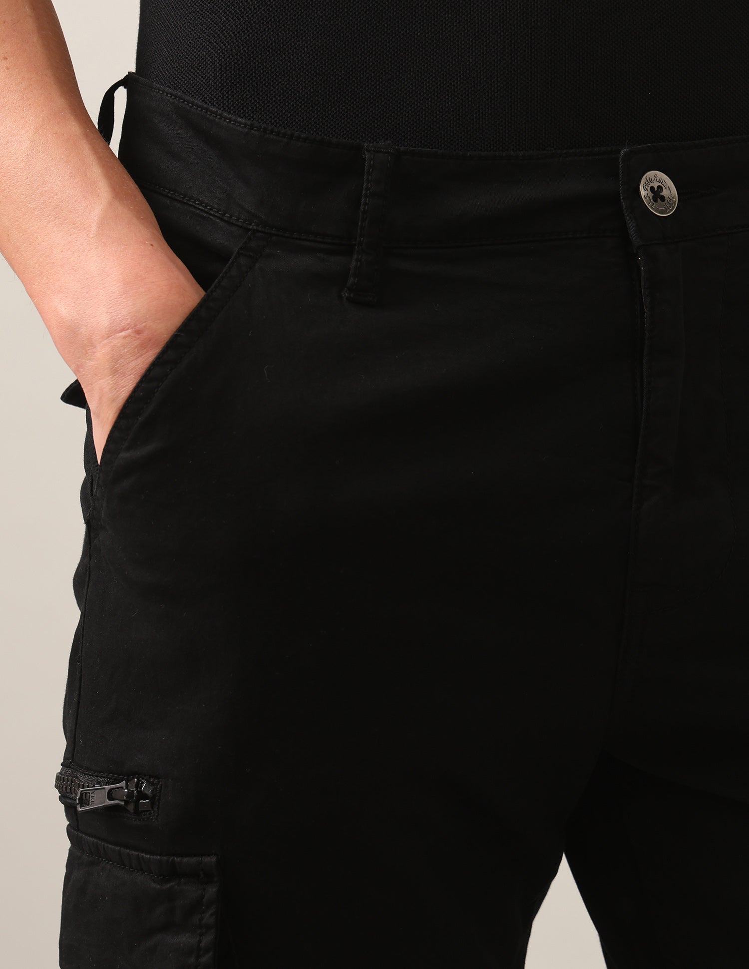 Harold Slim Straight Fit Twill Cargos Black - U.S. Polo Assn. India | Large
