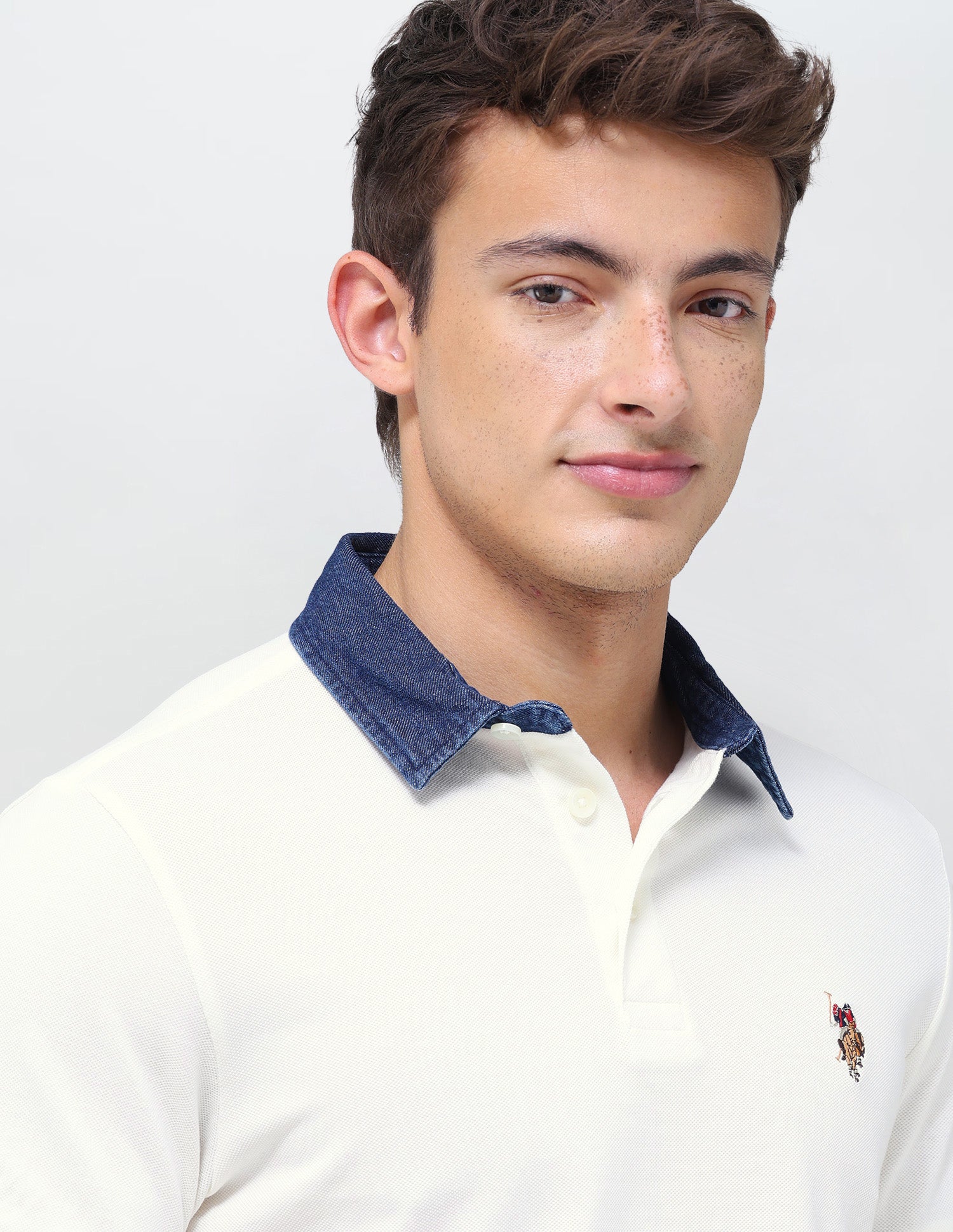 Solid Slim Fit Polo Shirt Ivory - U.S. Polo Assn. India | Large