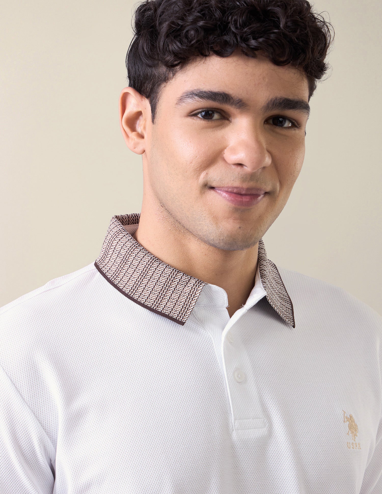 Solid Slim Fit Polo Shirt Ivory - U.S. Polo Assn. India | Large