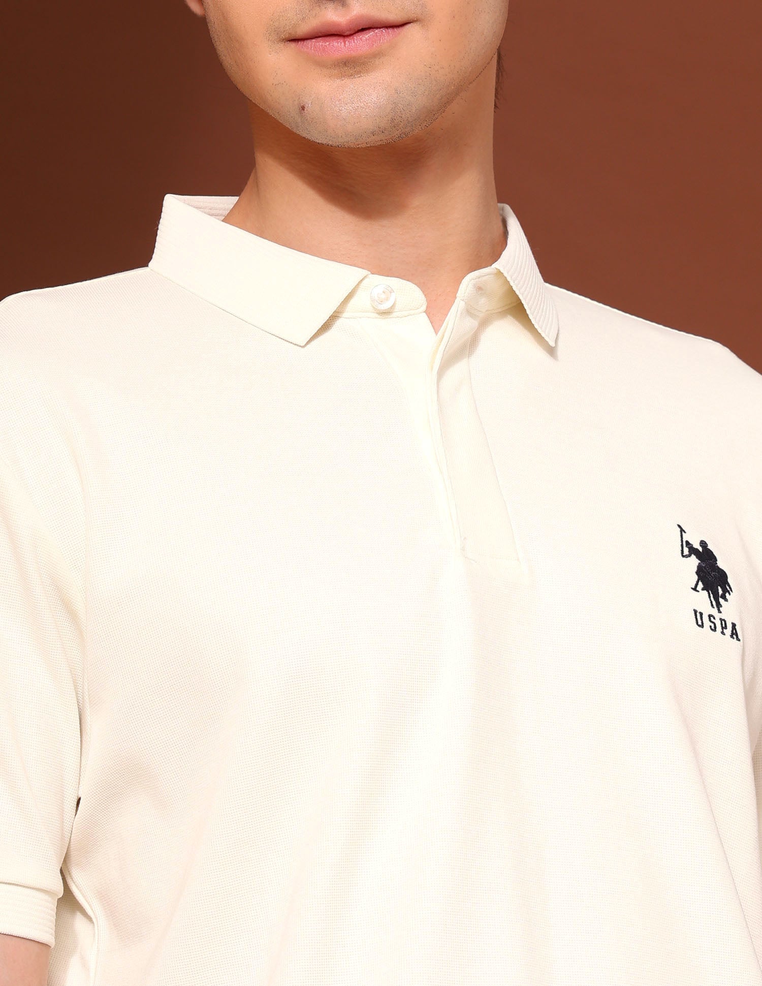 Slim Fit Work And Wander Polo Shirt Off White - U.S. Polo Assn. India | Large