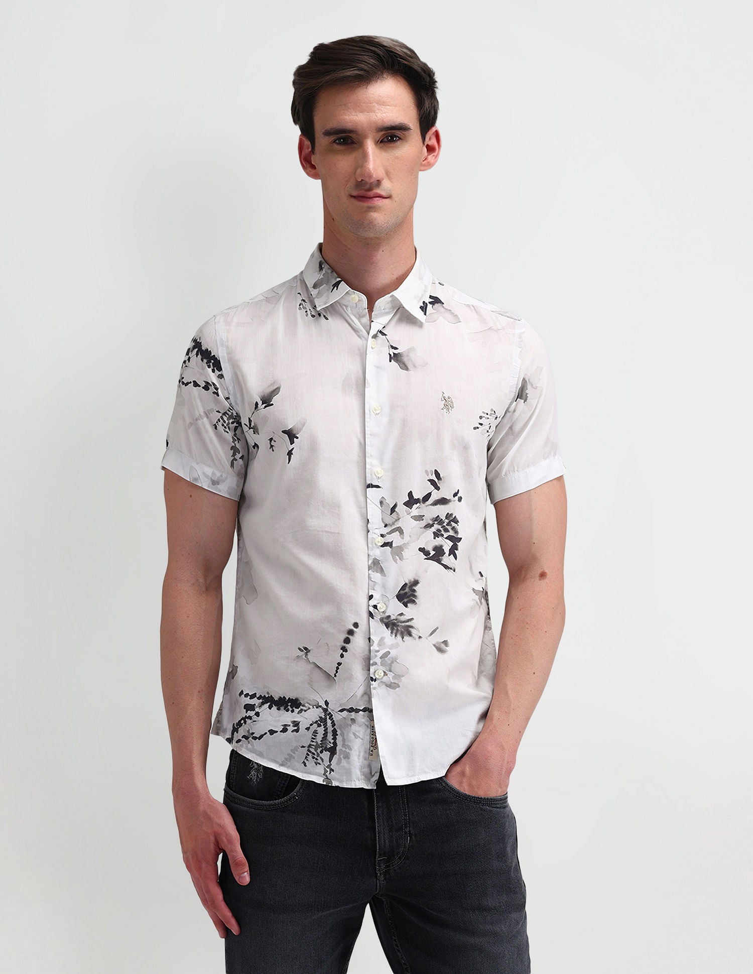 Slim Fit Abstract Shirt Light-Grey - U.S. Polo Assn. India | Large