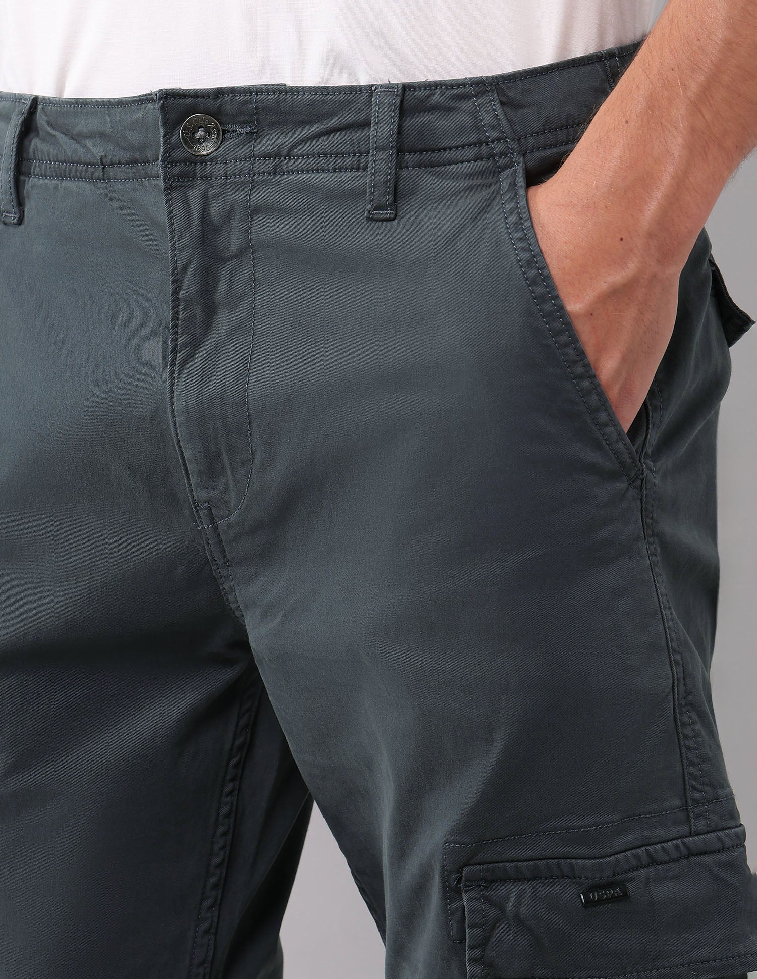 Solid Straight Fit Cargos Charcoal - U.S. POLO ASSN. | Large