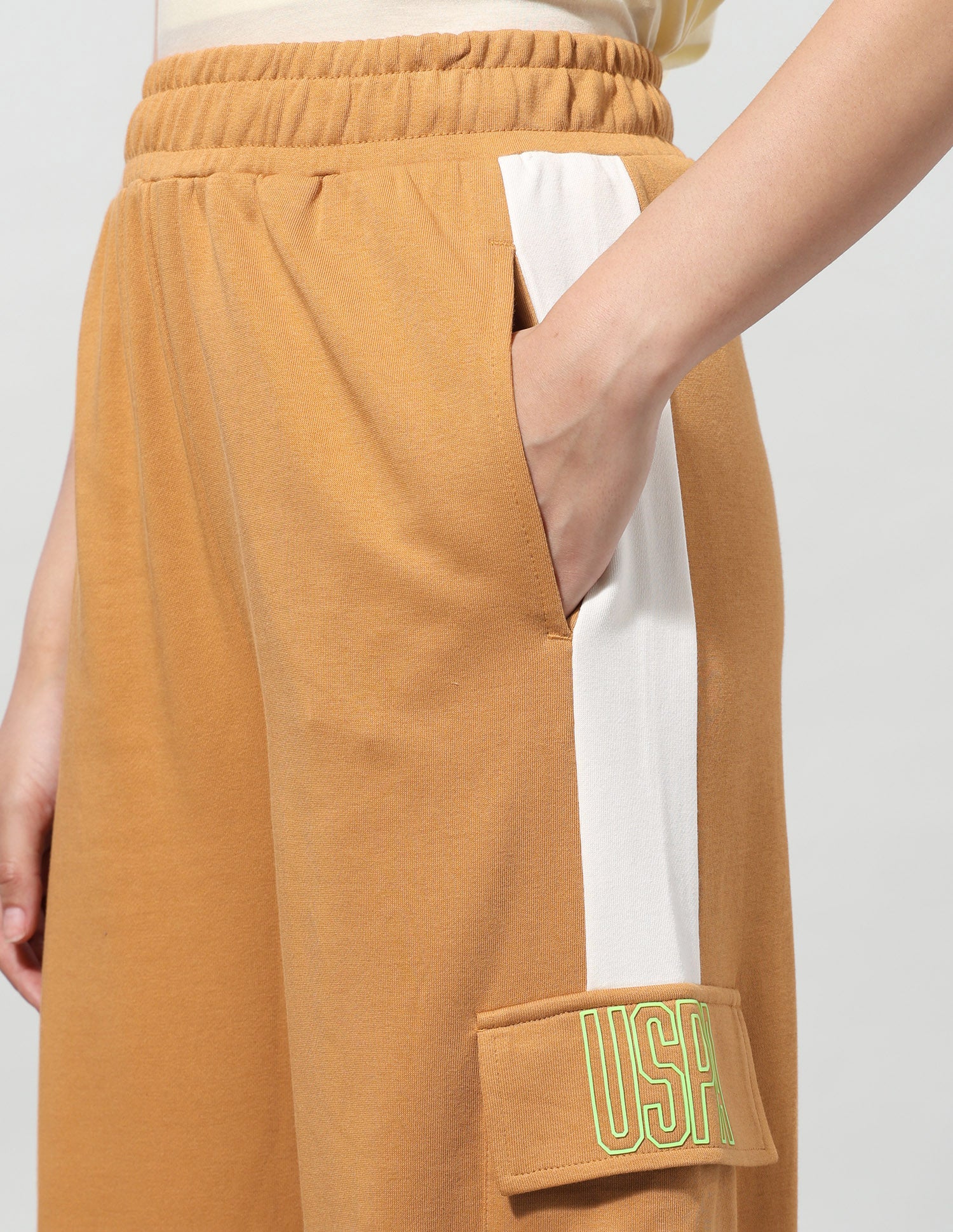 Solid Wide Leg Cargo Trousers Light Brown - U.S. Polo Assn. India | Large