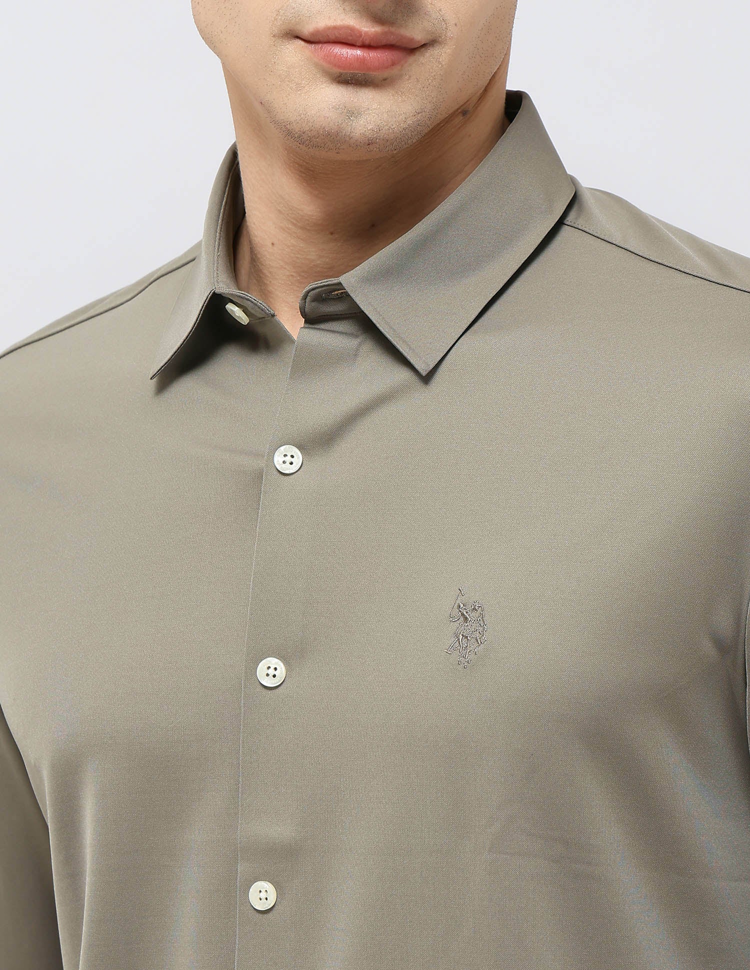 Solid Tailored Fit Shirt Light Grey - U.S. POLO ASSN. | Large
