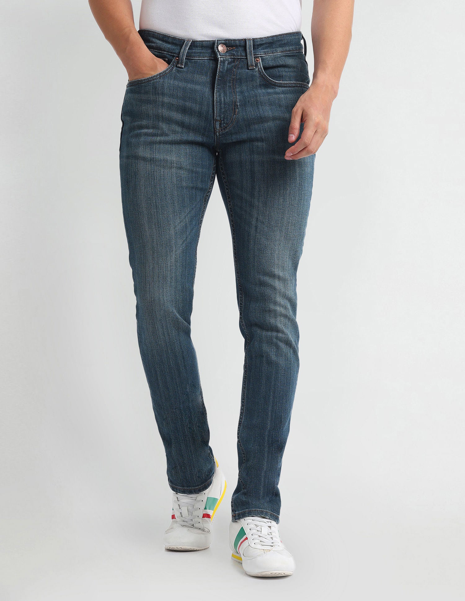 Brandon Slim Tapered Fit Blue Jeans Blue - U.S. Polo Assn. India | Large
