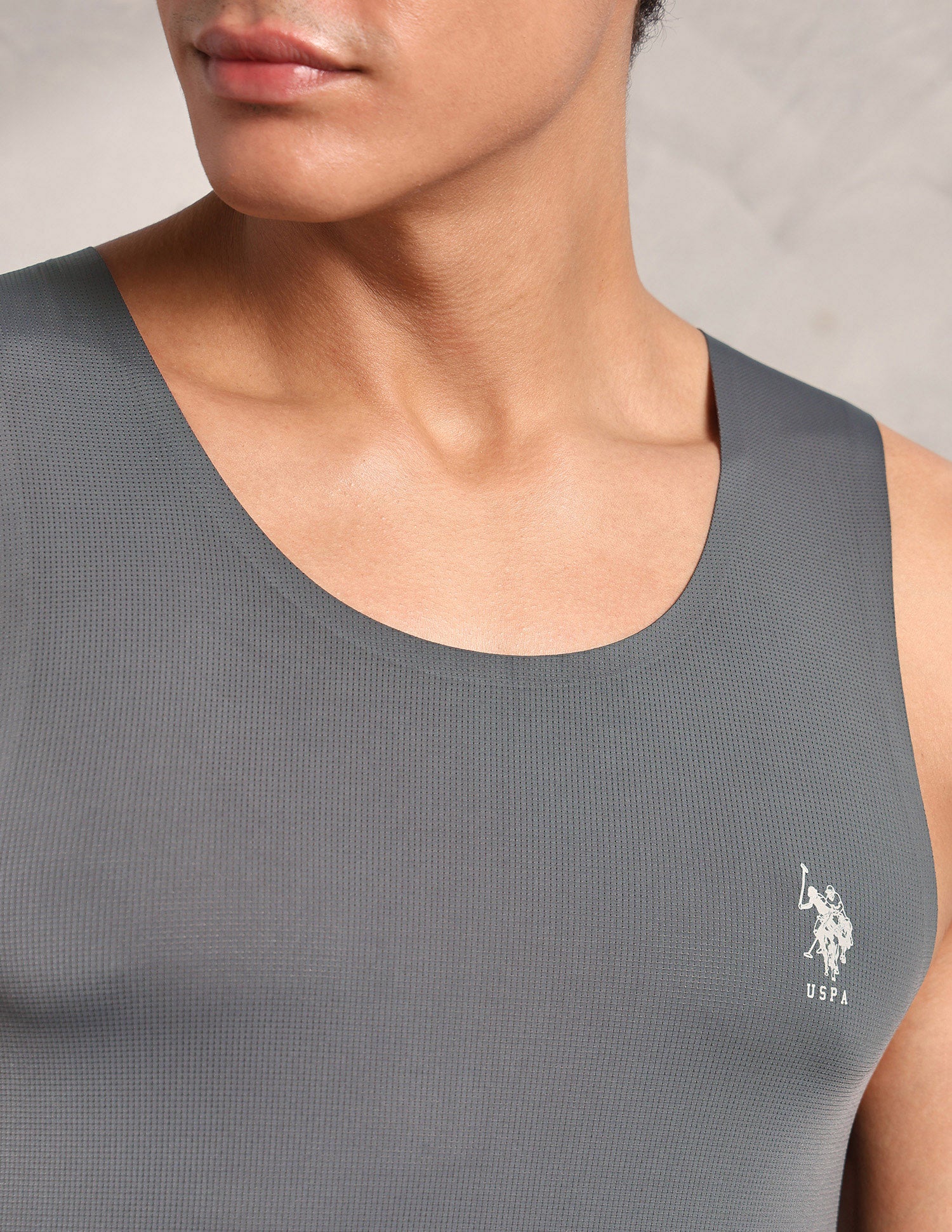 Breathe Easy Mesh Seamless RV001 Sports Vest Asphalt - U.S. Polo Assn. India | Large