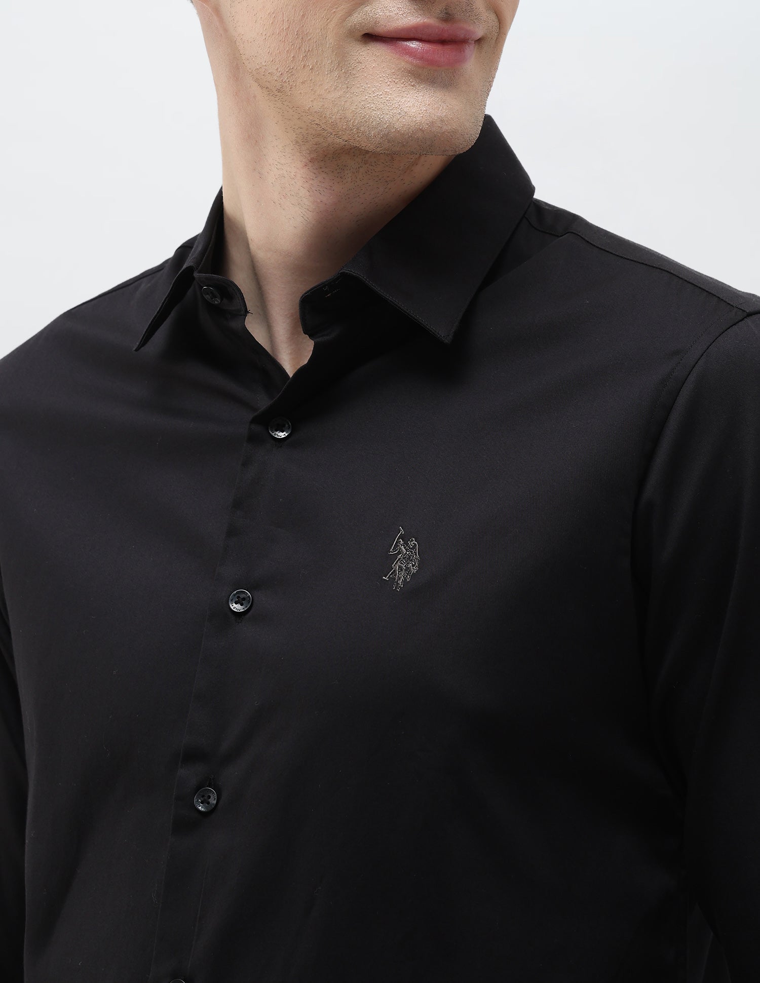 Tailored Fit Solid Shirt Black - U.S. Polo Assn. India | Large