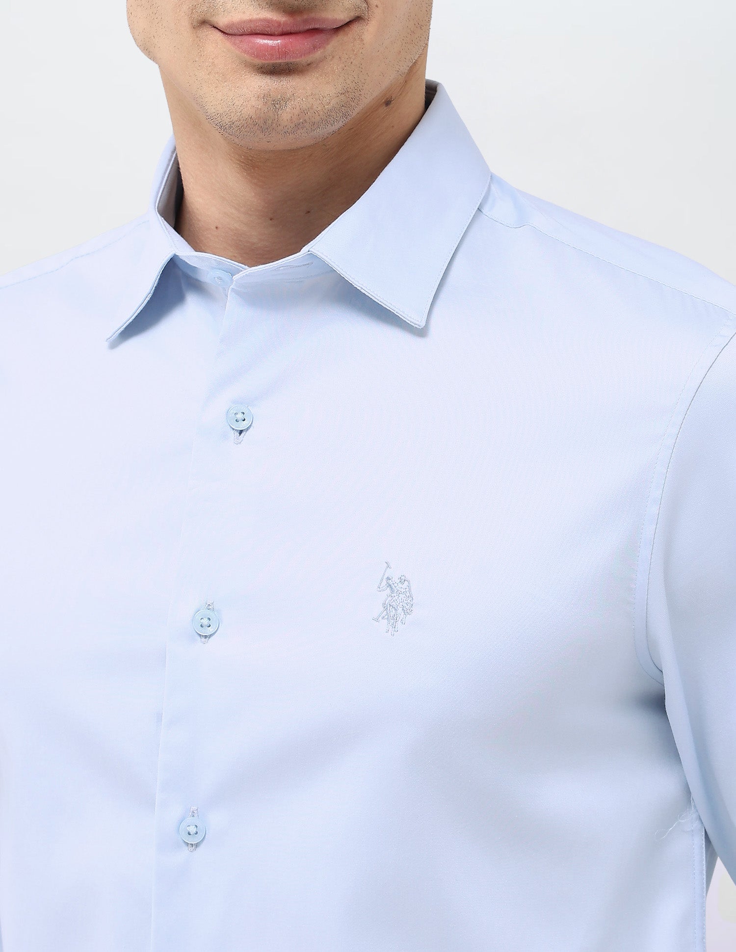Tailored Fit Solid Shirt Light Blue - U.S. Polo Assn. India | Large