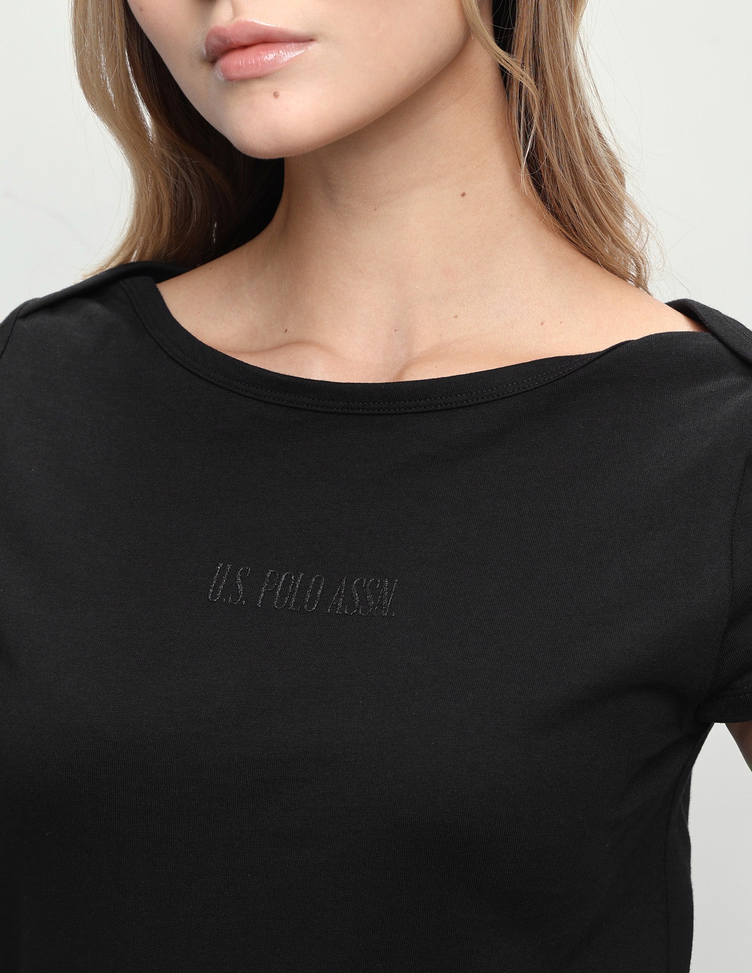 Solid Regular Fit Boat Neck T-Shirt Black - U.S. Polo Assn. India | Large