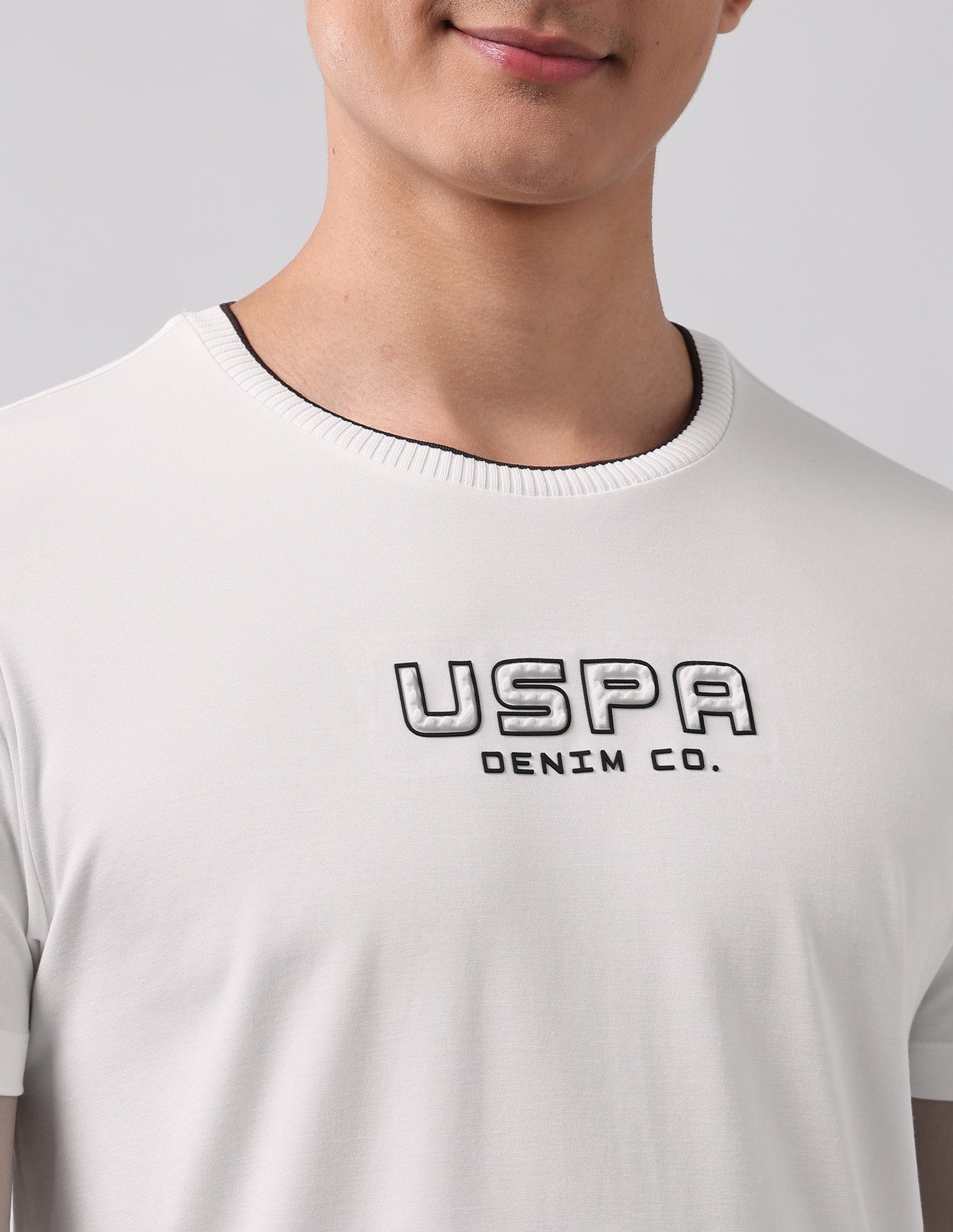 Brand Embossed Muscle Fit T-Shirt Ivory - U.S. Polo Assn. India | Large