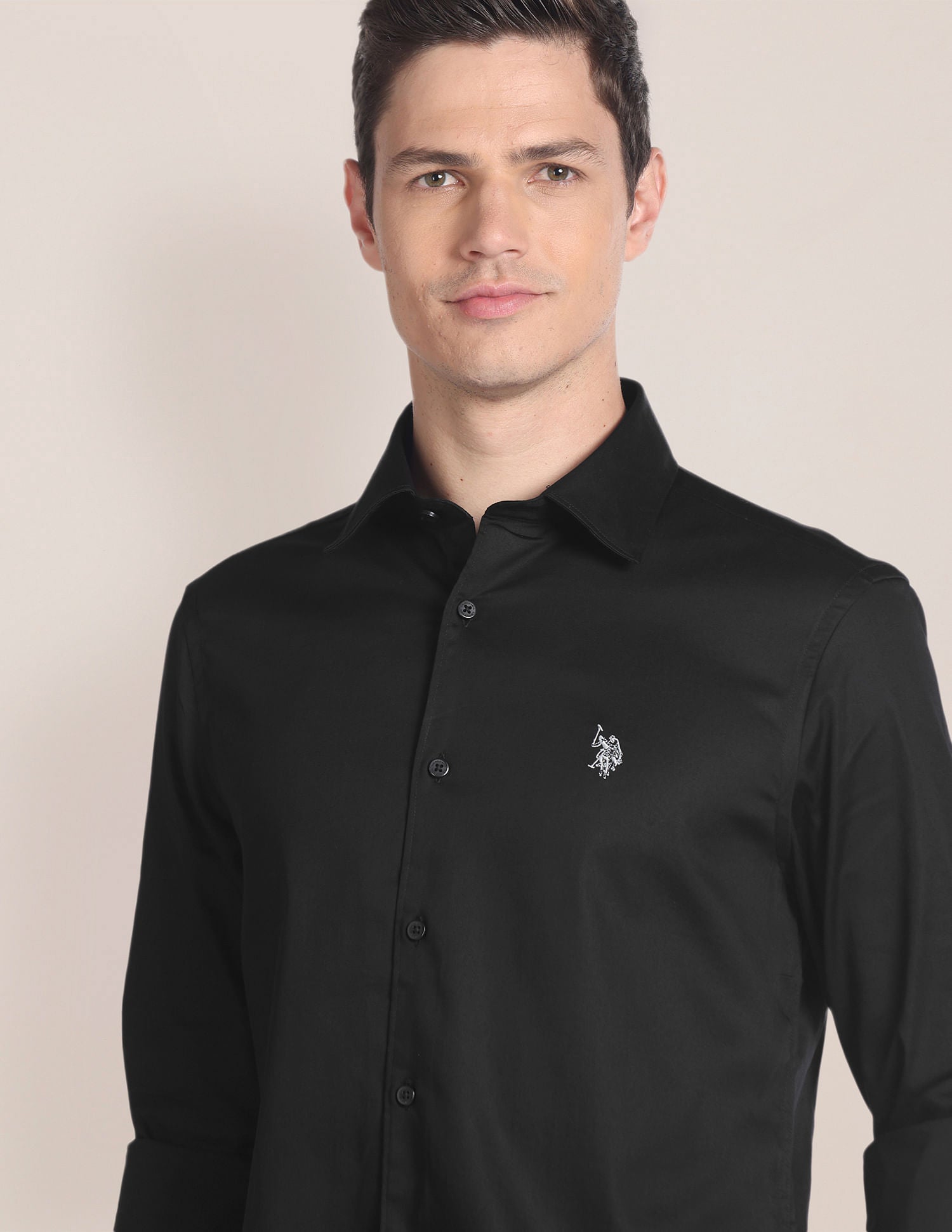 Cutaway Collar Solid Shirt Black - U.S. POLO ASSN. | Large